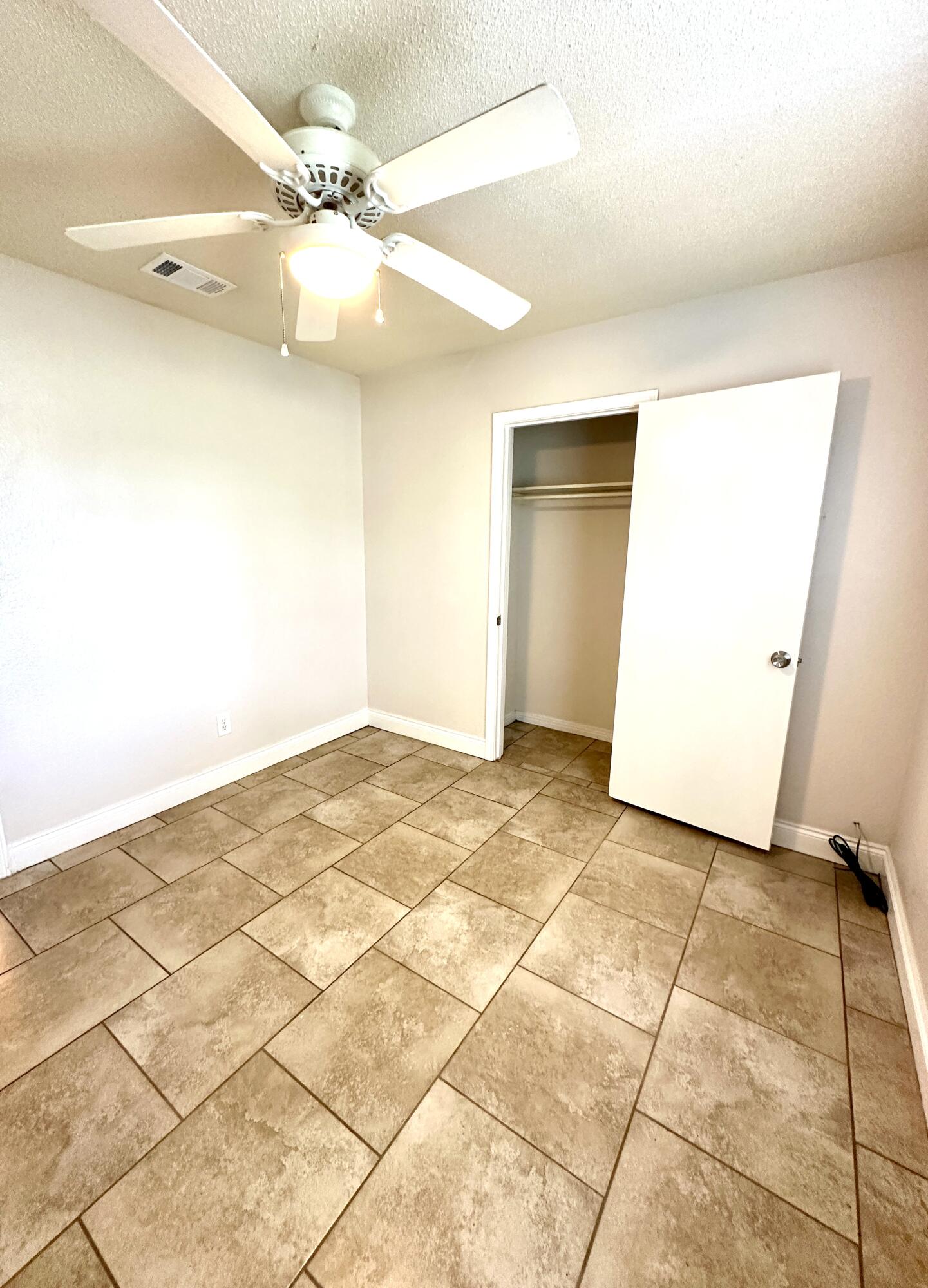 PINE VILLA - Residential