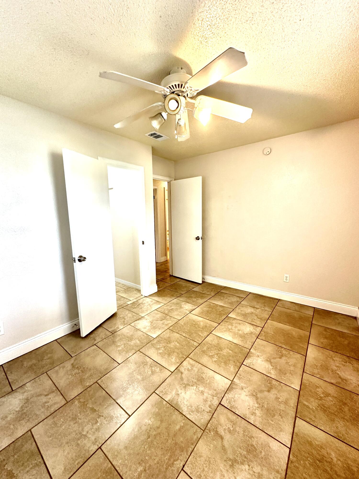 PINE VILLA - Residential