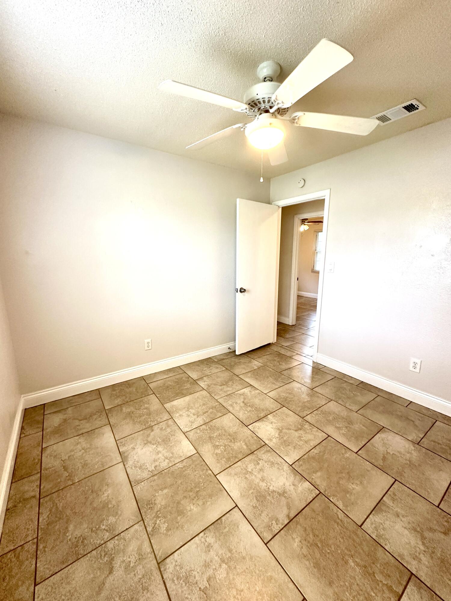 PINE VILLA - Residential