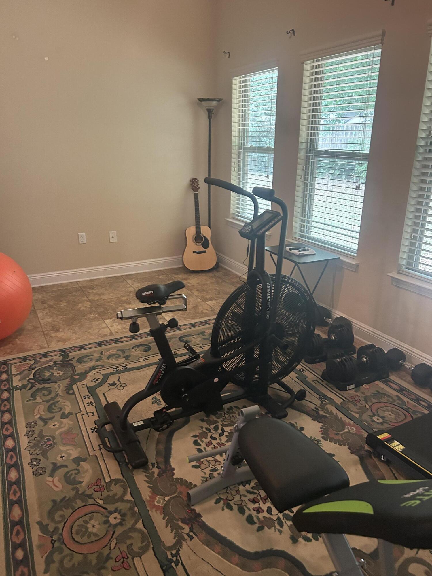 LIBERTY OAKS - Residential