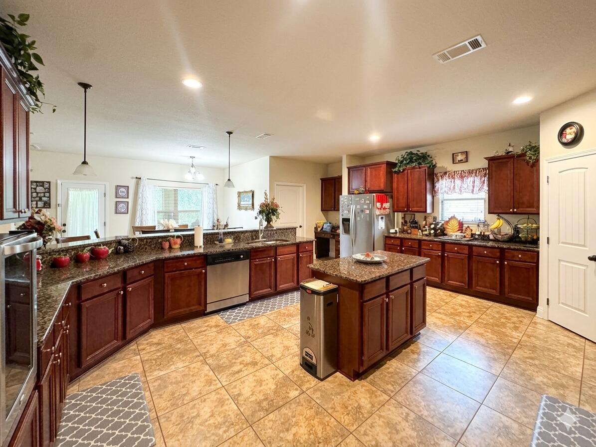 LIBERTY OAKS - Residential