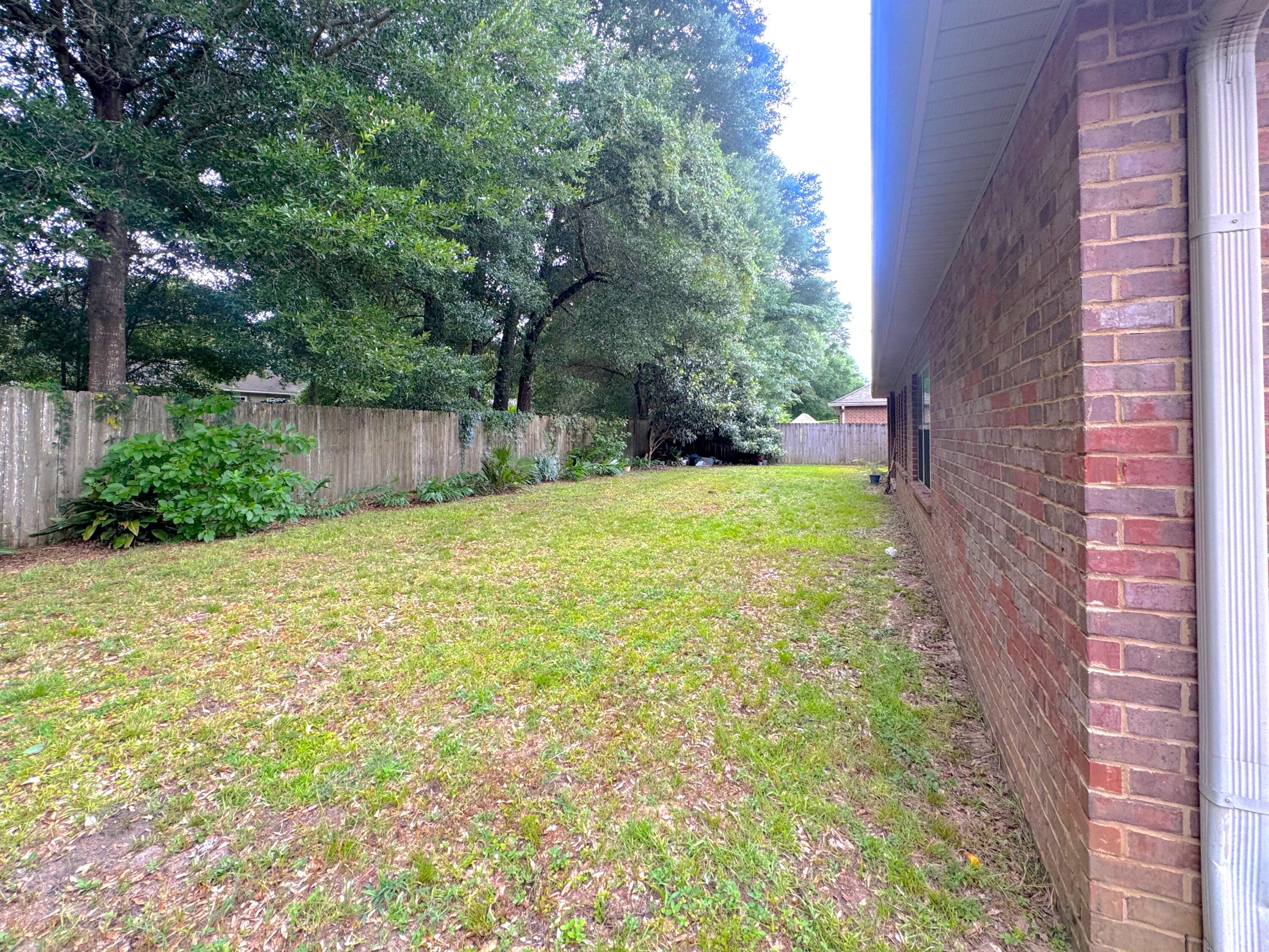 LIBERTY OAKS - Residential