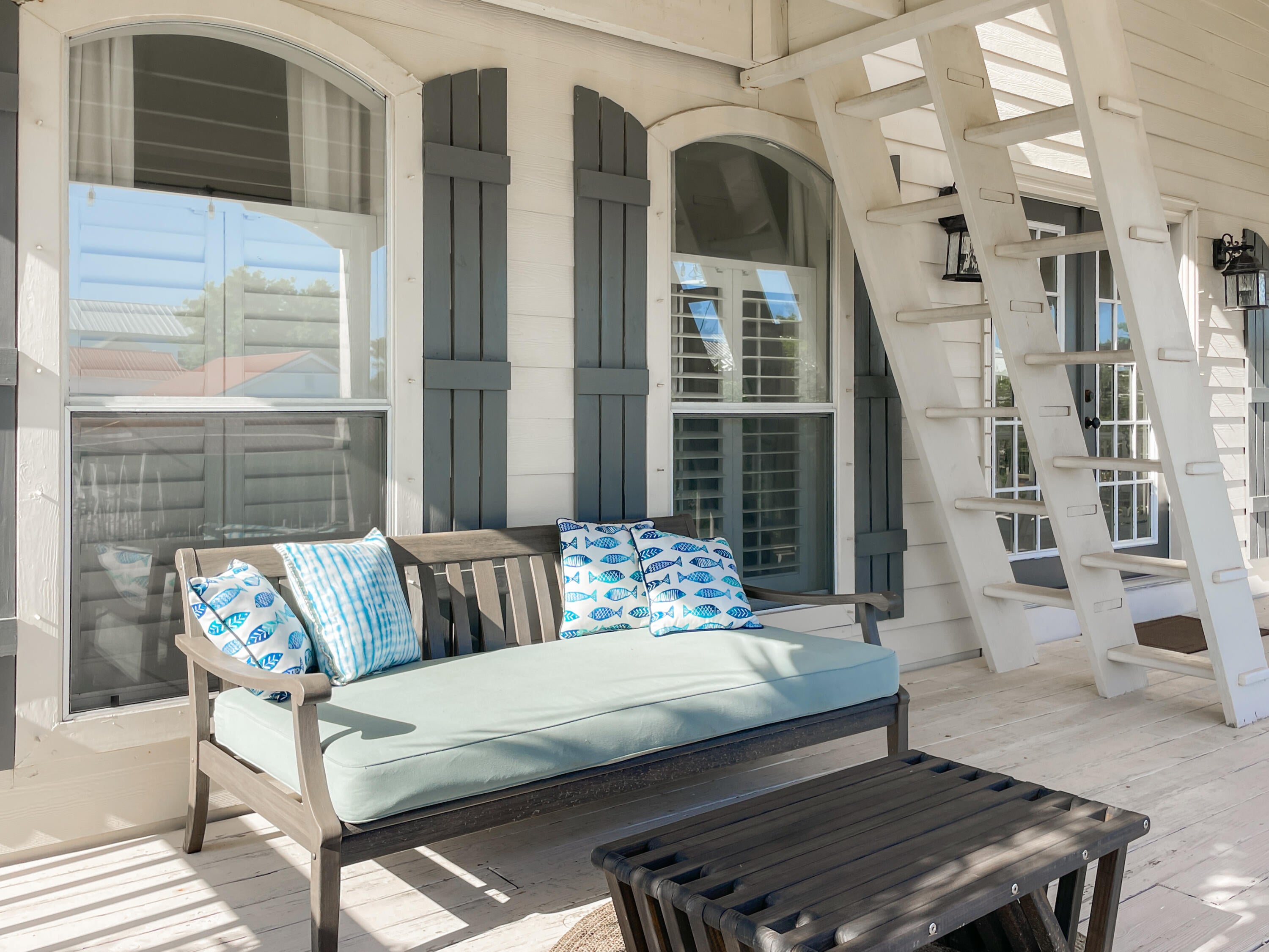 CRYSTAL BEACH - Residential