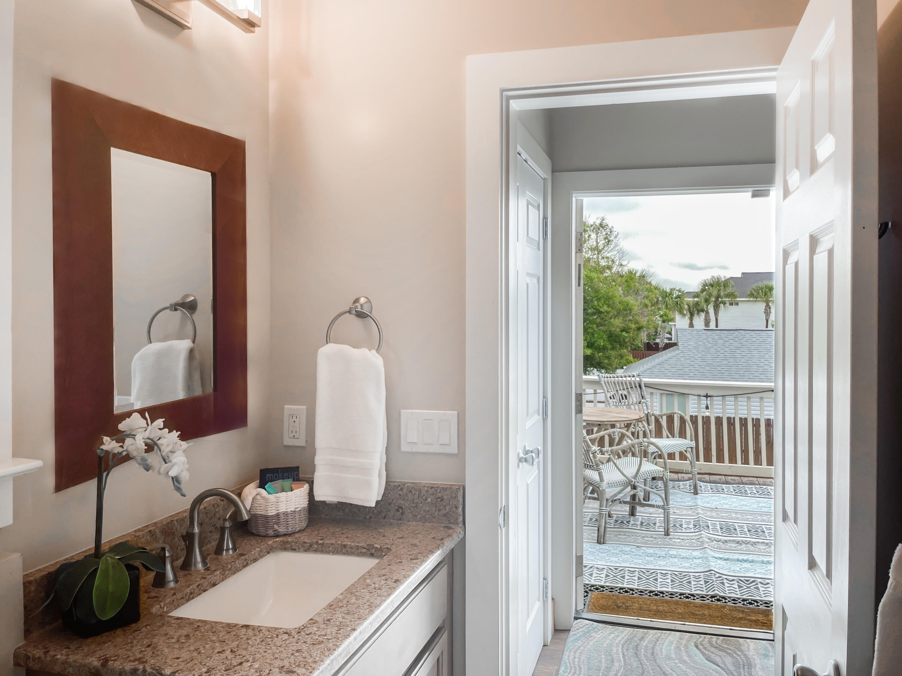 CRYSTAL BEACH - Residential