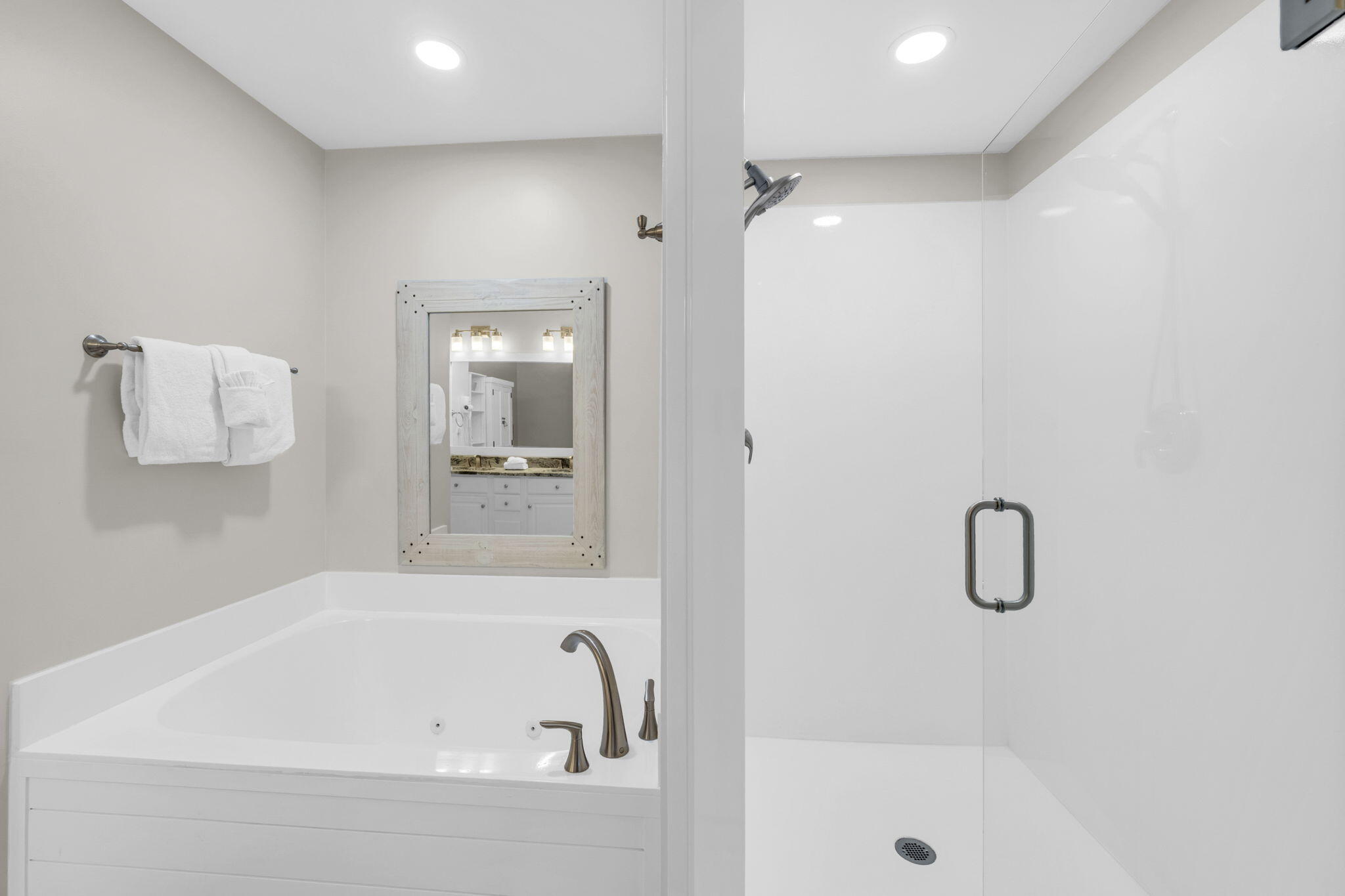 TIDES AT TOPS'L - Residential