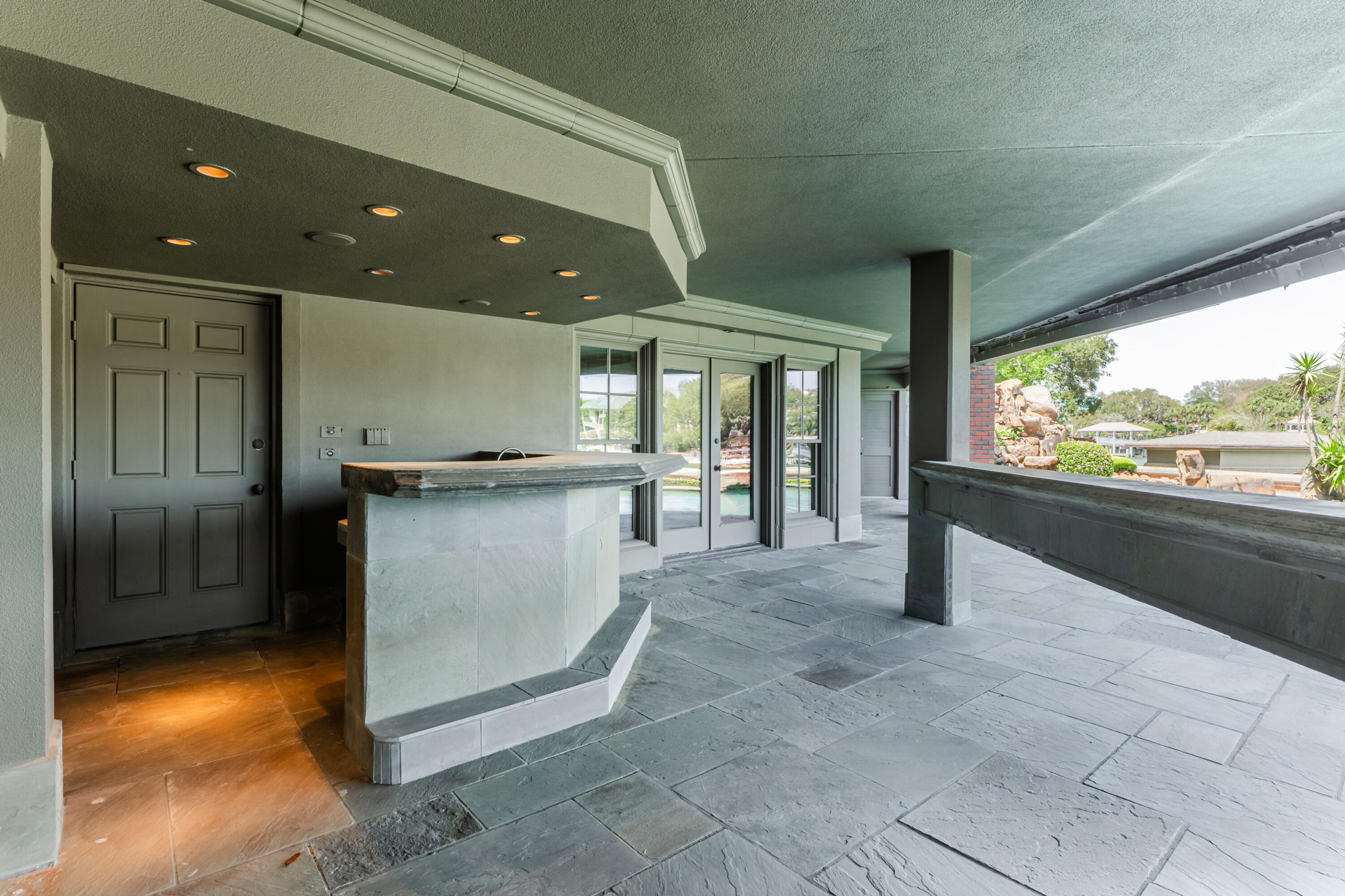 CARLANN SHORES - Residential