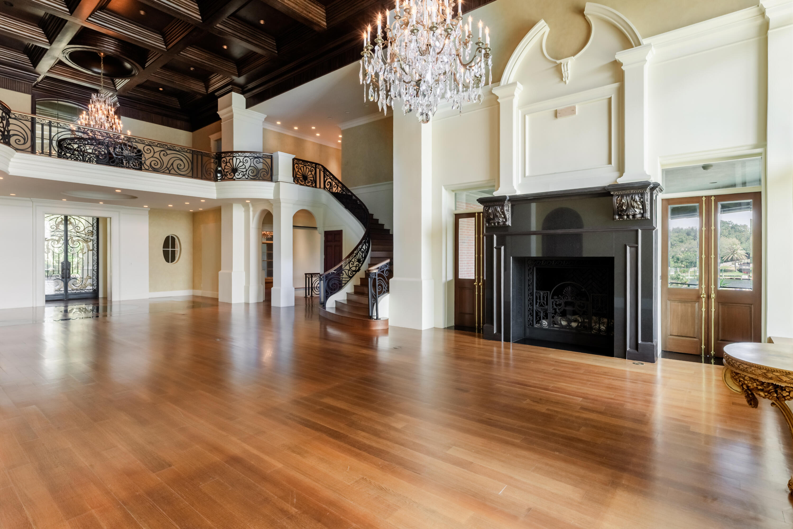 CARLANN SHORES - Residential