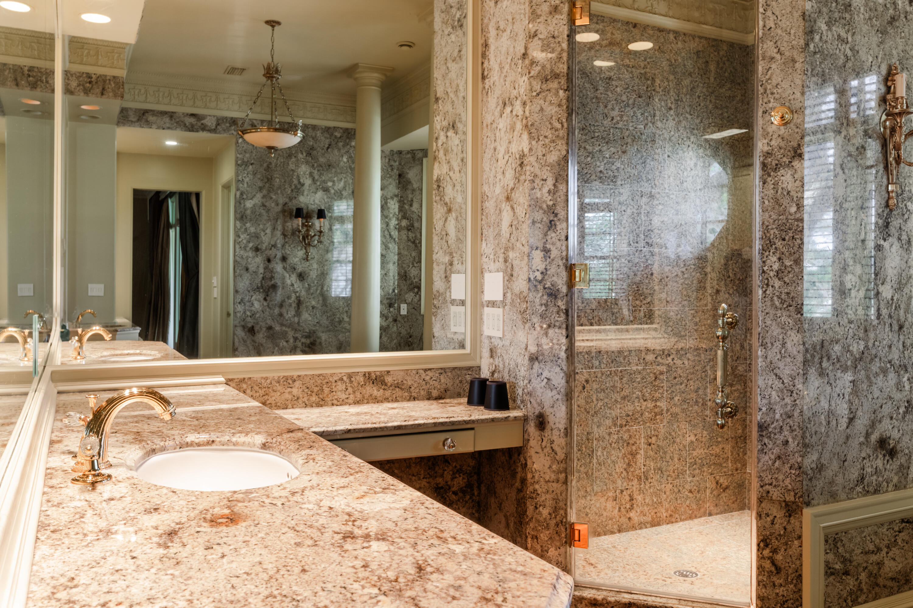CARLANN SHORES - Residential