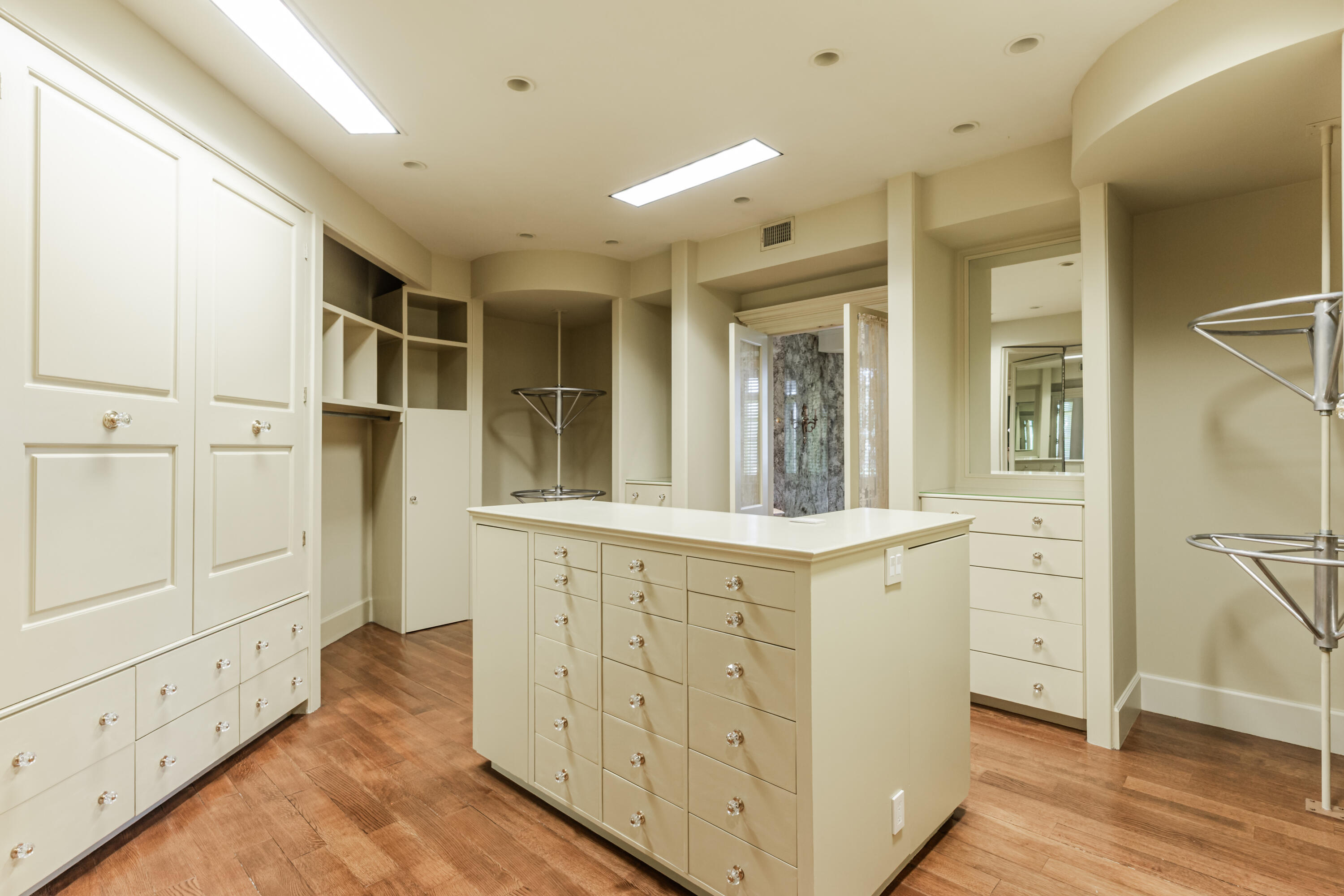 CARLANN SHORES - Residential
