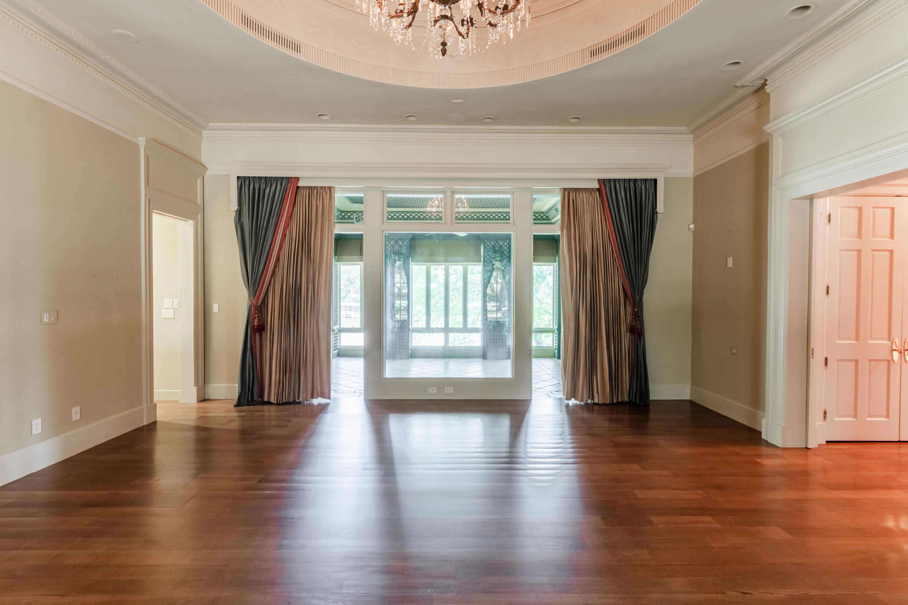 CARLANN SHORES - Residential
