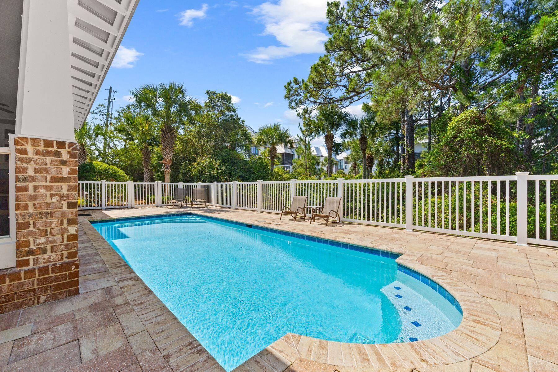 EASTERN LAKE S/D - Residential