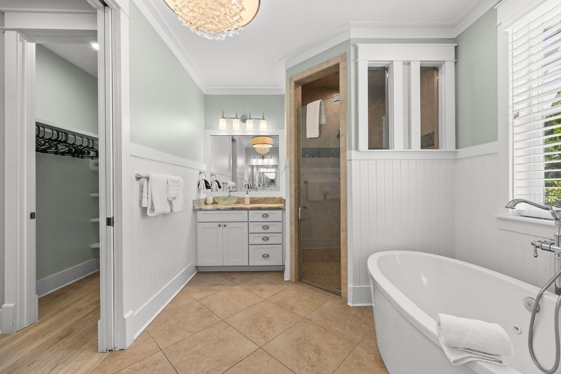 EASTERN LAKE S/D - Residential