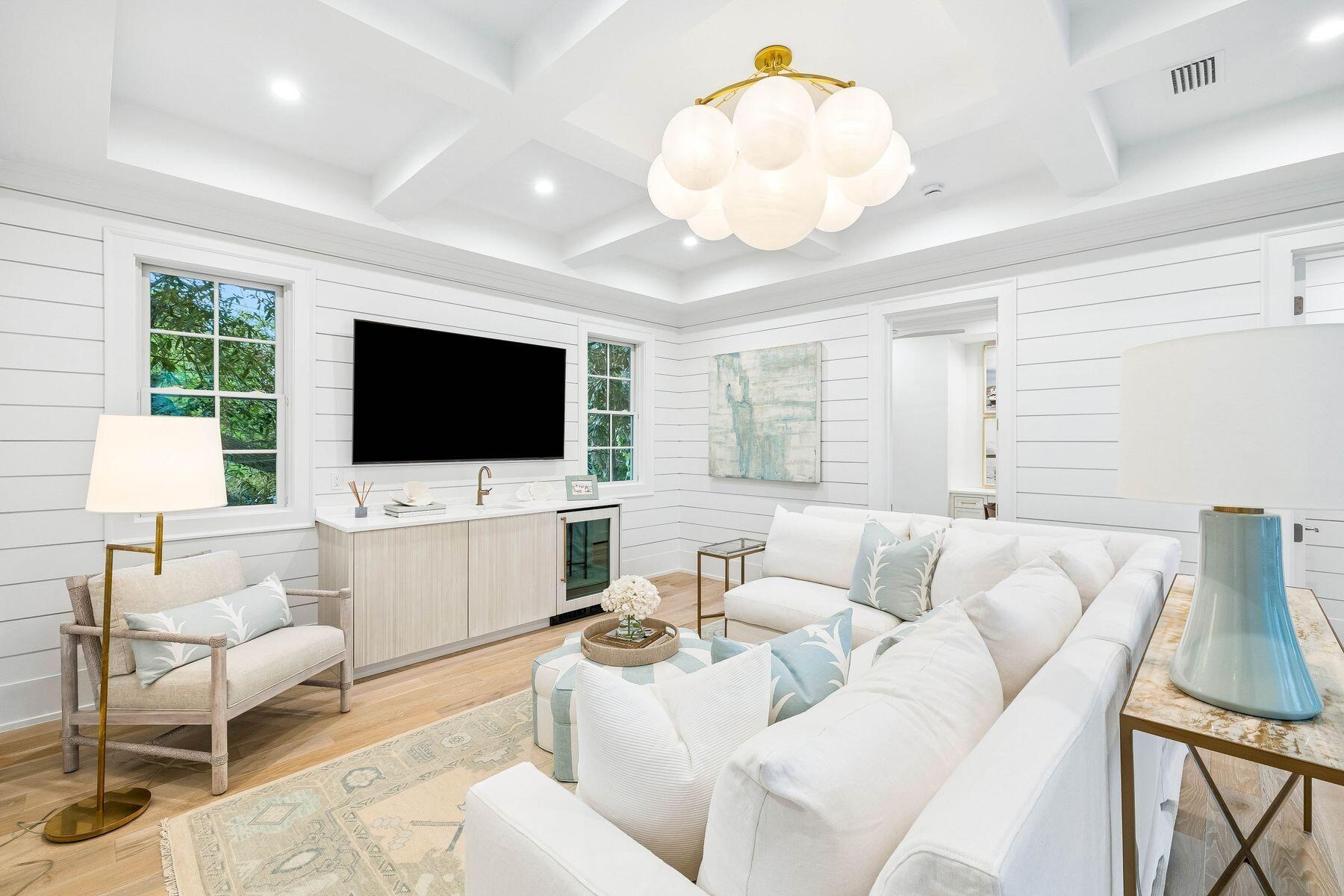 SEAGROVE 1ST ADDN - Residential