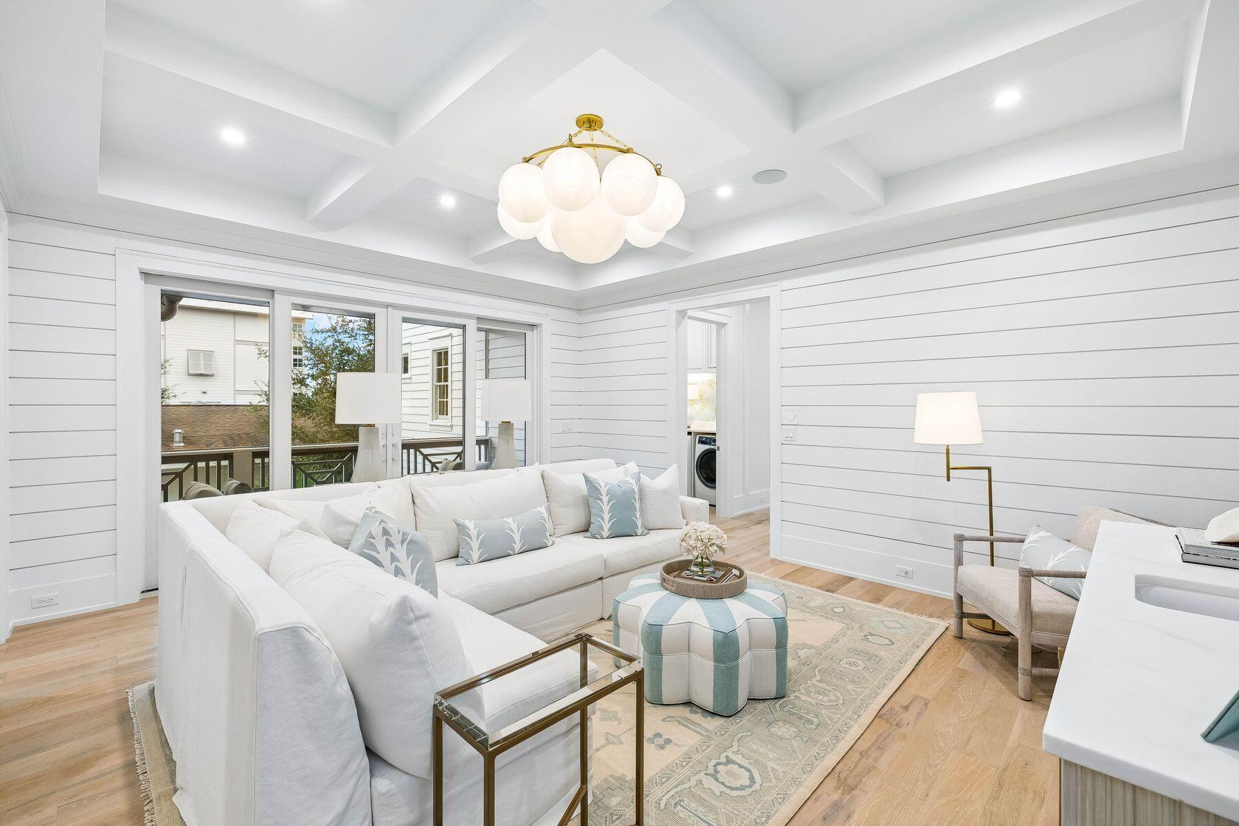 SEAGROVE 1ST ADDN - Residential