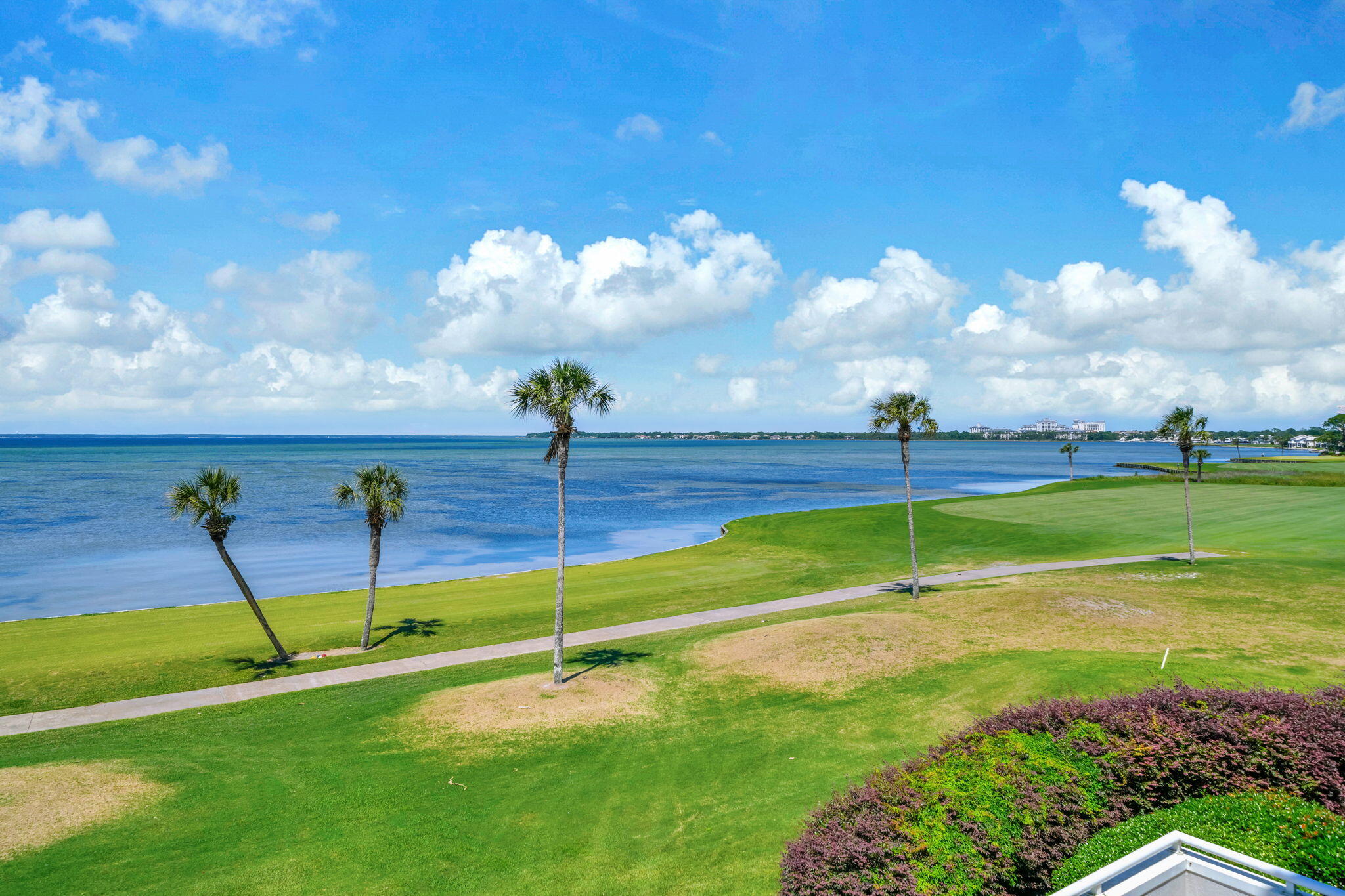 PLAYERS CLUB AT SANDESTIN - Residential