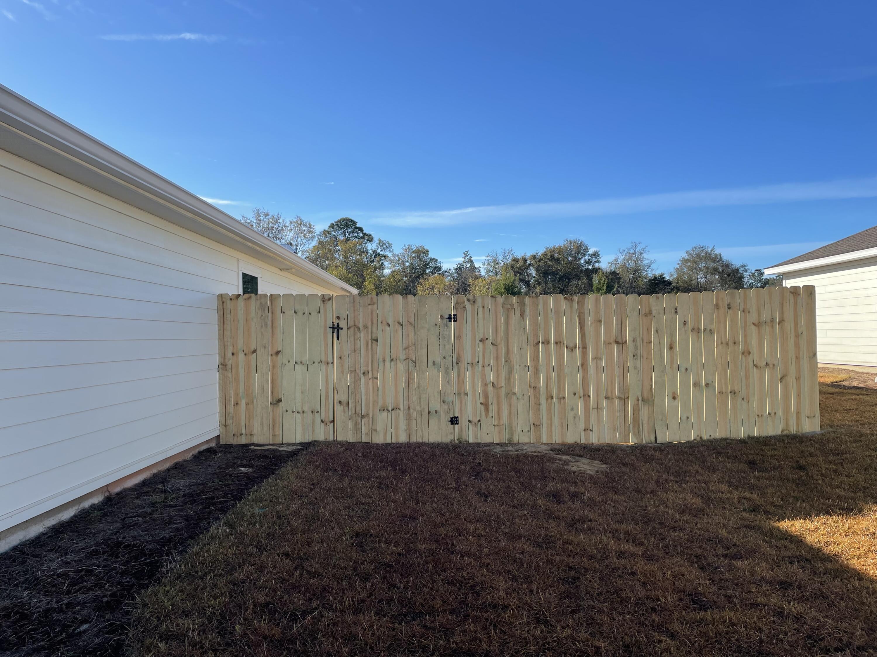 CROSS CREEK - Residential Lease
