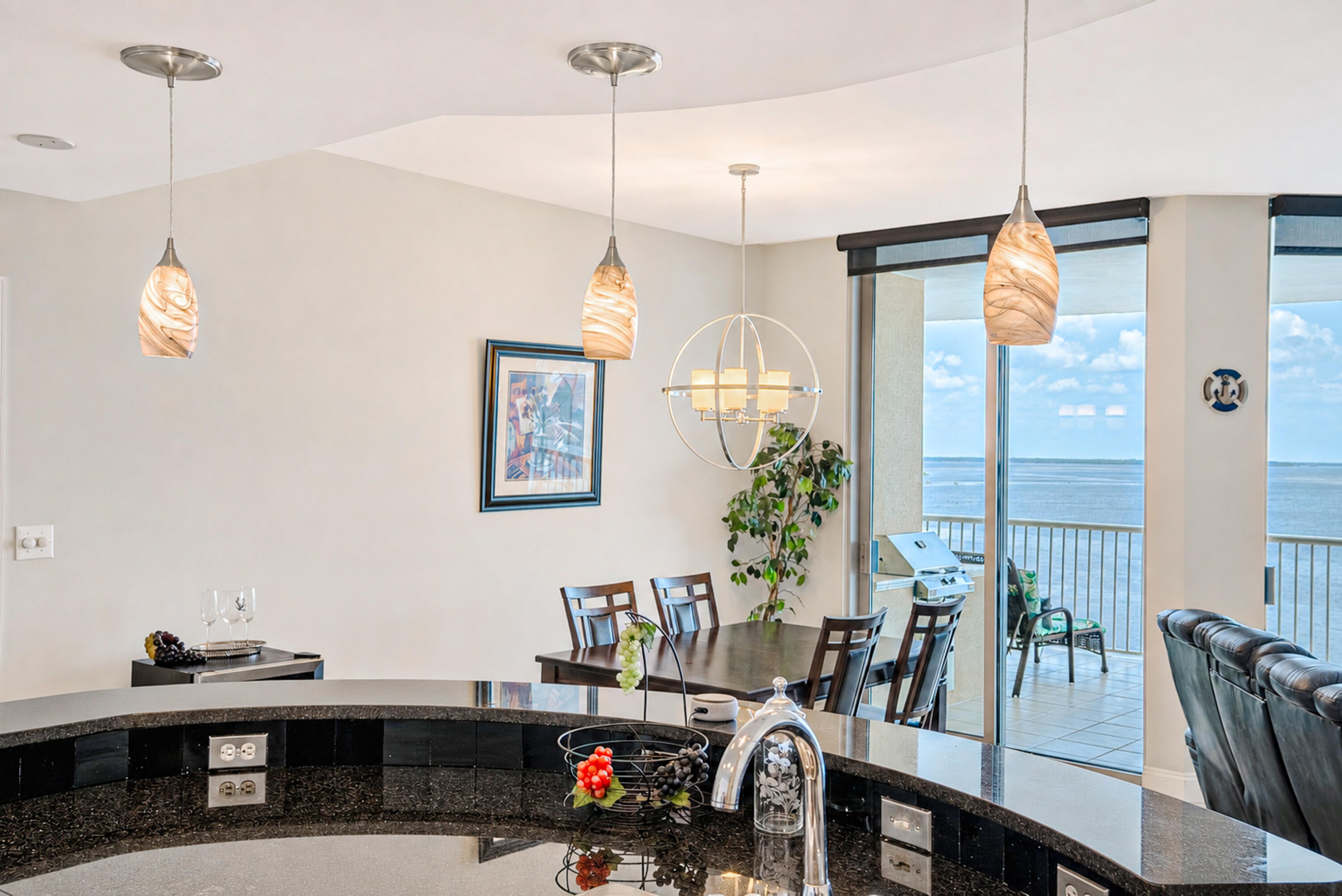 MARINA LANDING - Residential