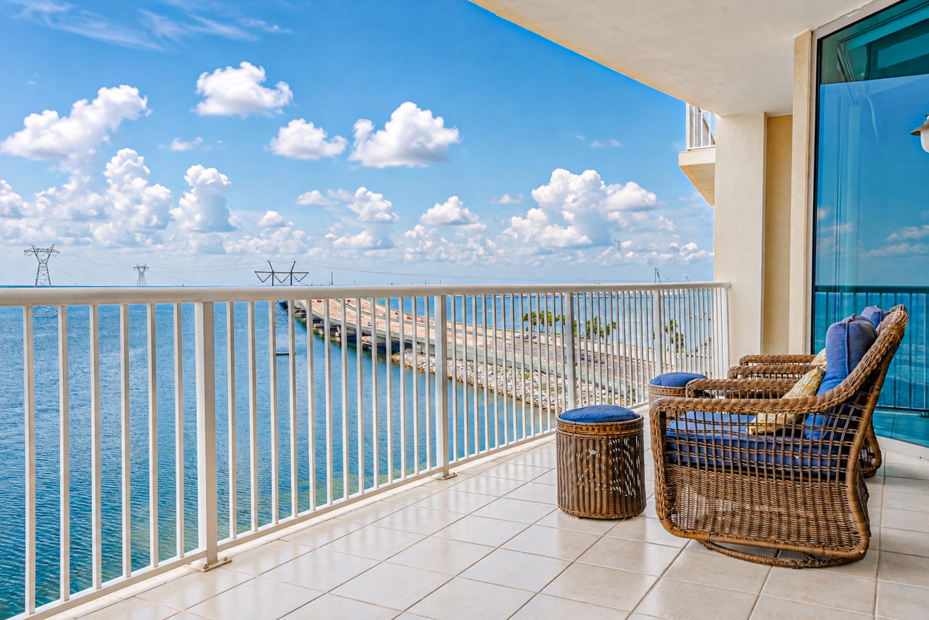MARINA LANDING - Residential