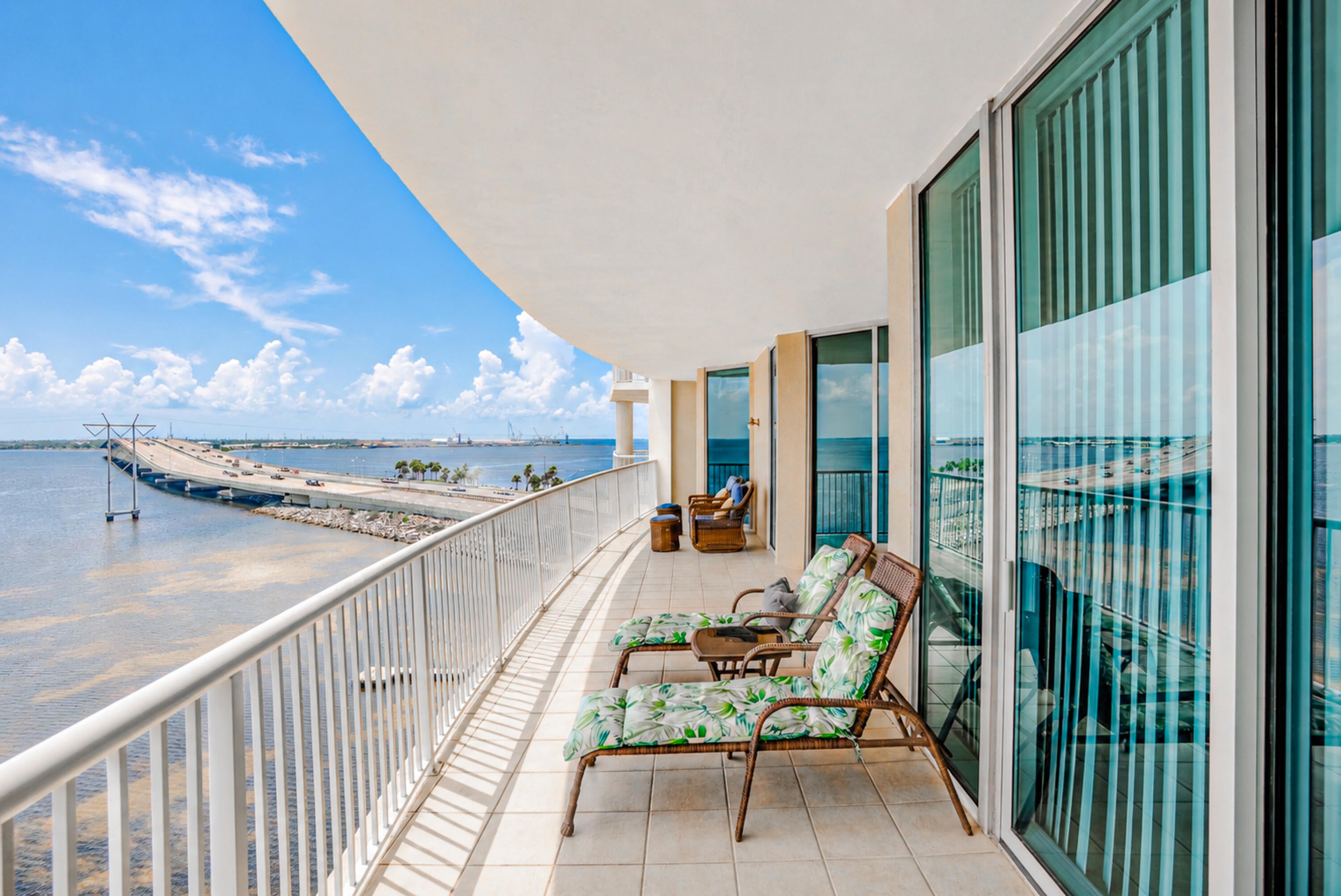 MARINA LANDING - Residential