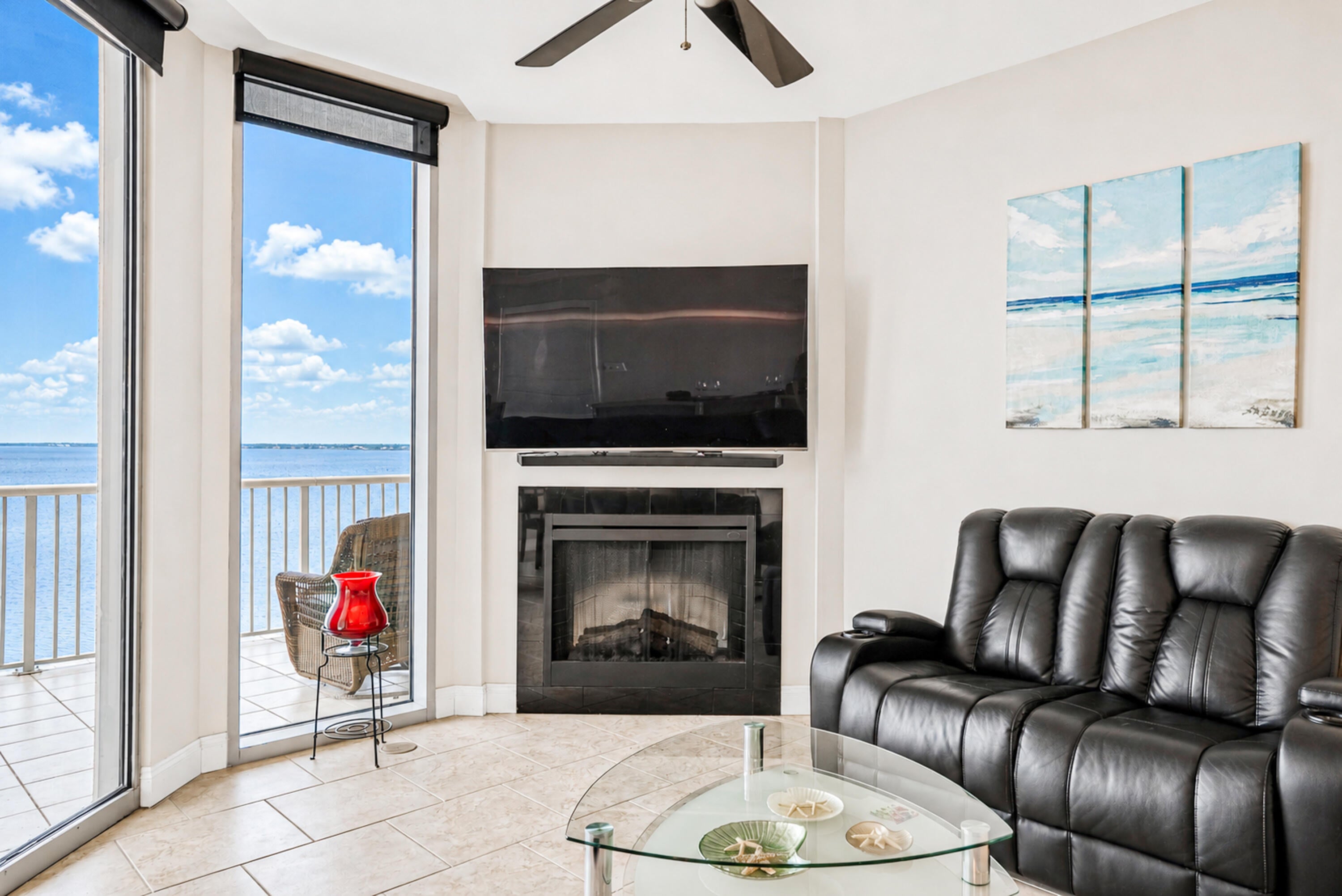 MARINA LANDING - Residential