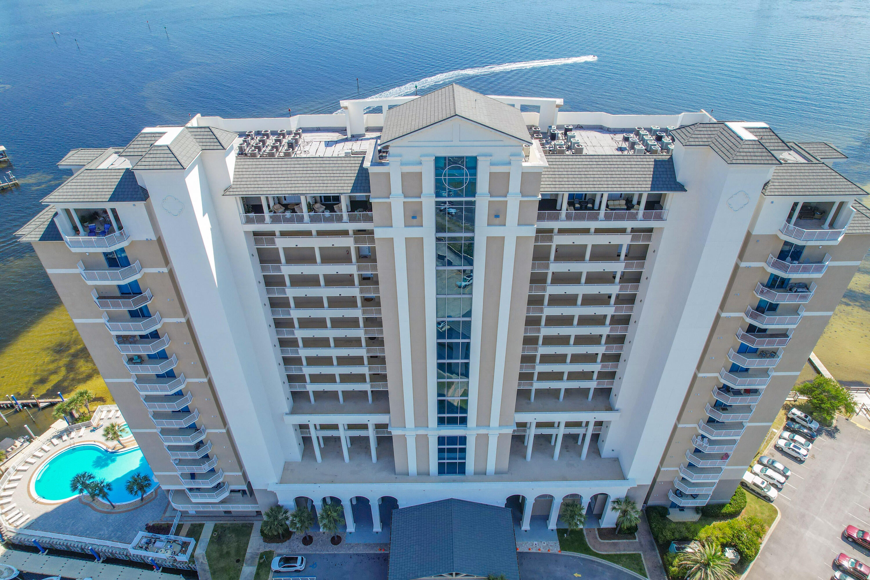 MARINA LANDING - Residential