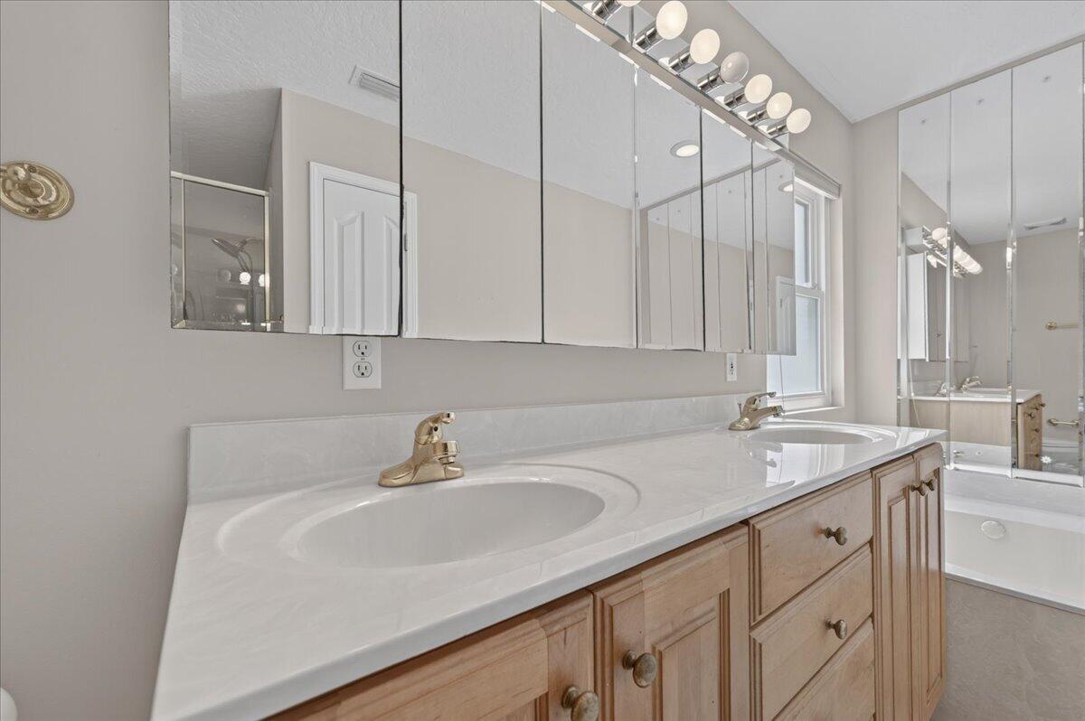 LONGWOOD PINES S/D - Residential