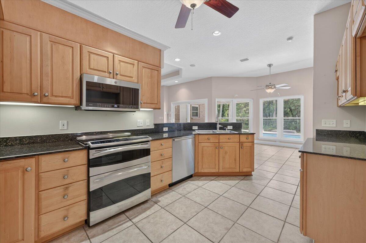 LONGWOOD PINES S/D - Residential