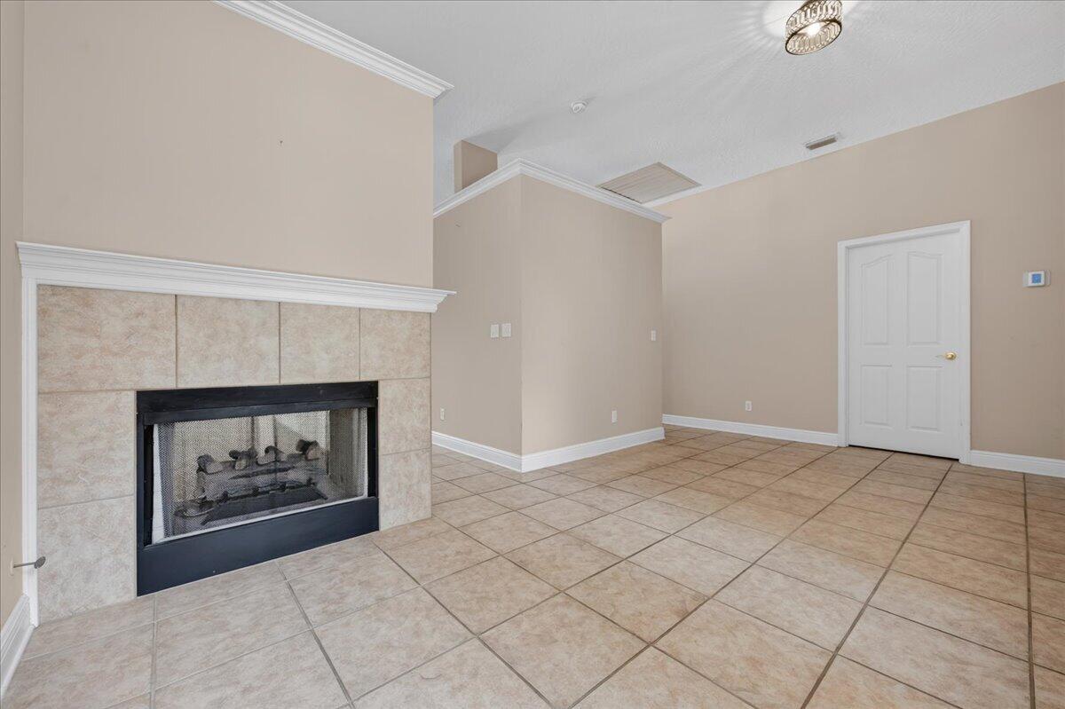 LONGWOOD PINES S/D - Residential