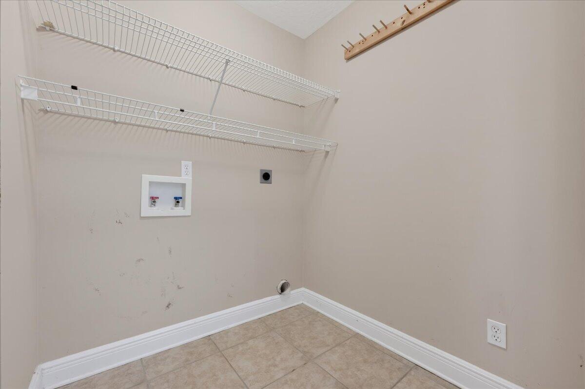 LONGWOOD PINES S/D - Residential