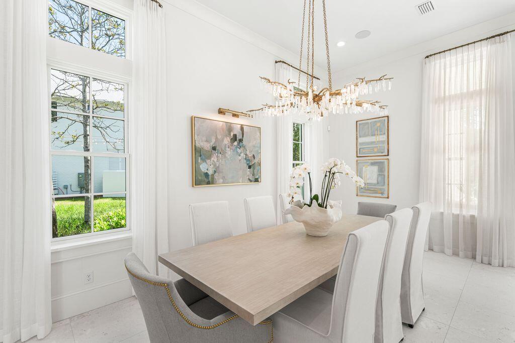 CHURCHILL OAKS - Residential