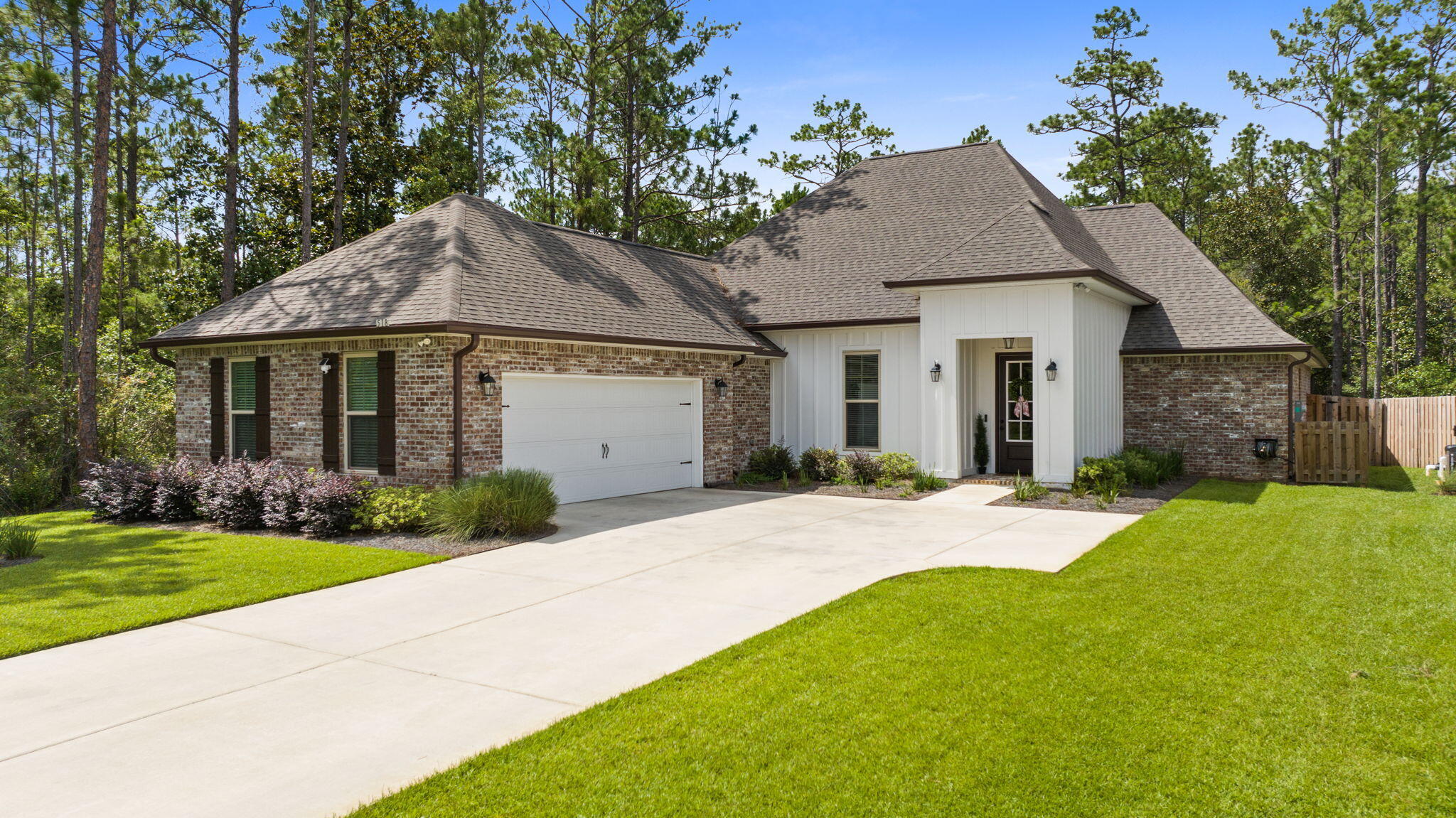 HAMMOCK BAY - Residential