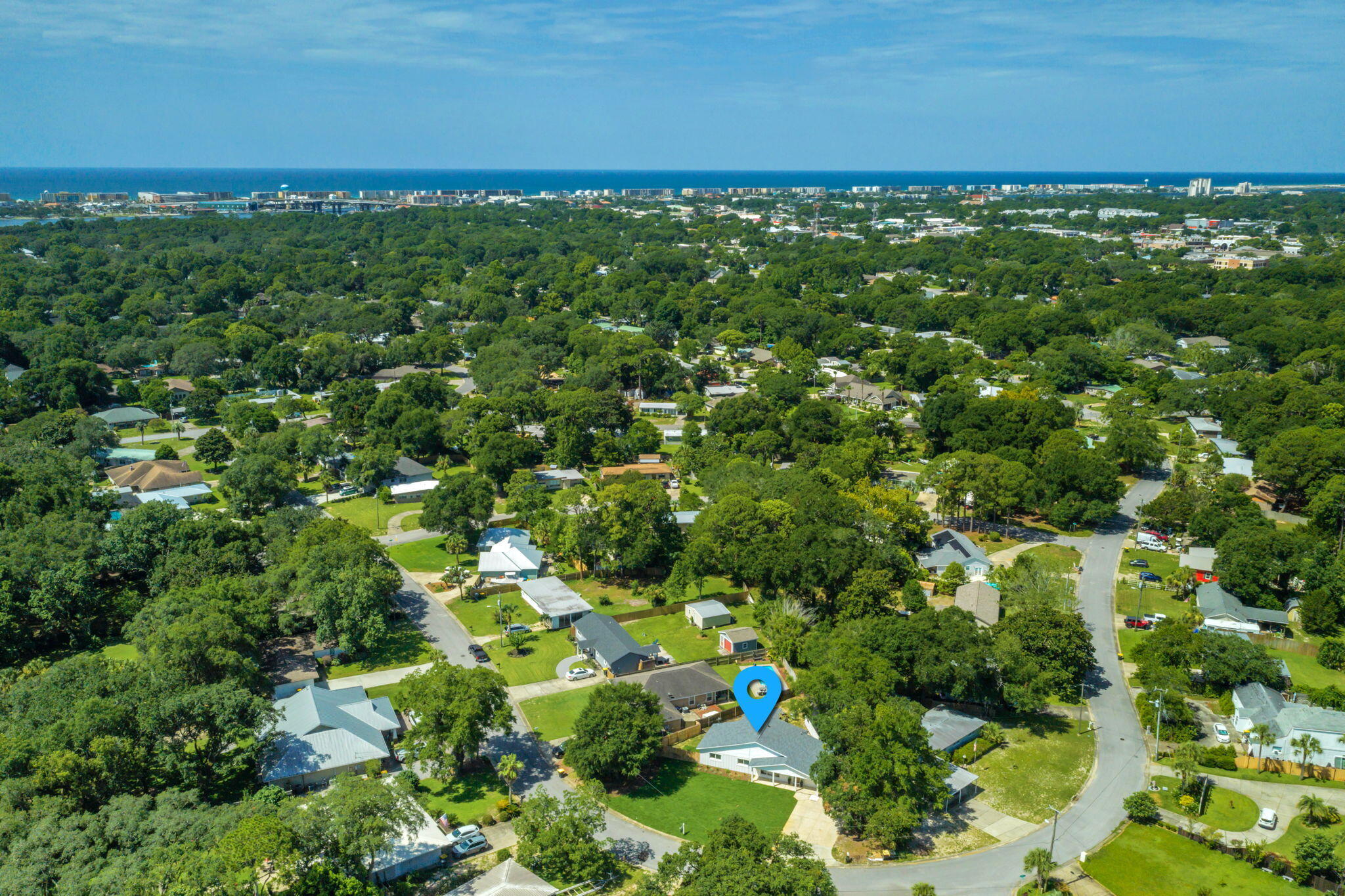 ELLIOTTS POINT 8TH ADDN - Residential