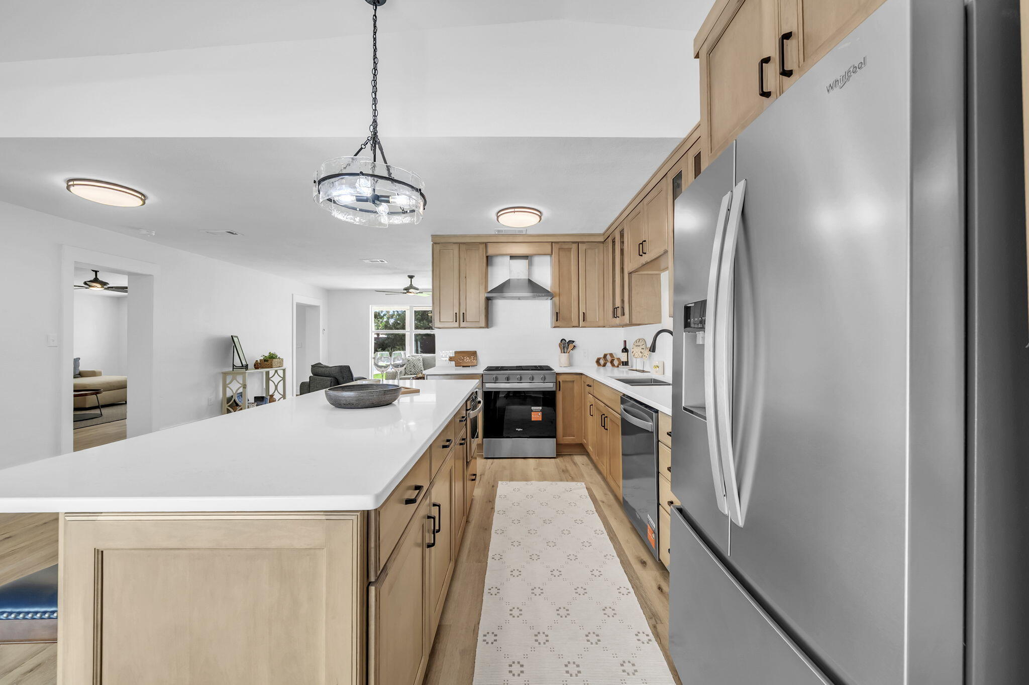 ELLIOTTS POINT 8TH ADDN - Residential