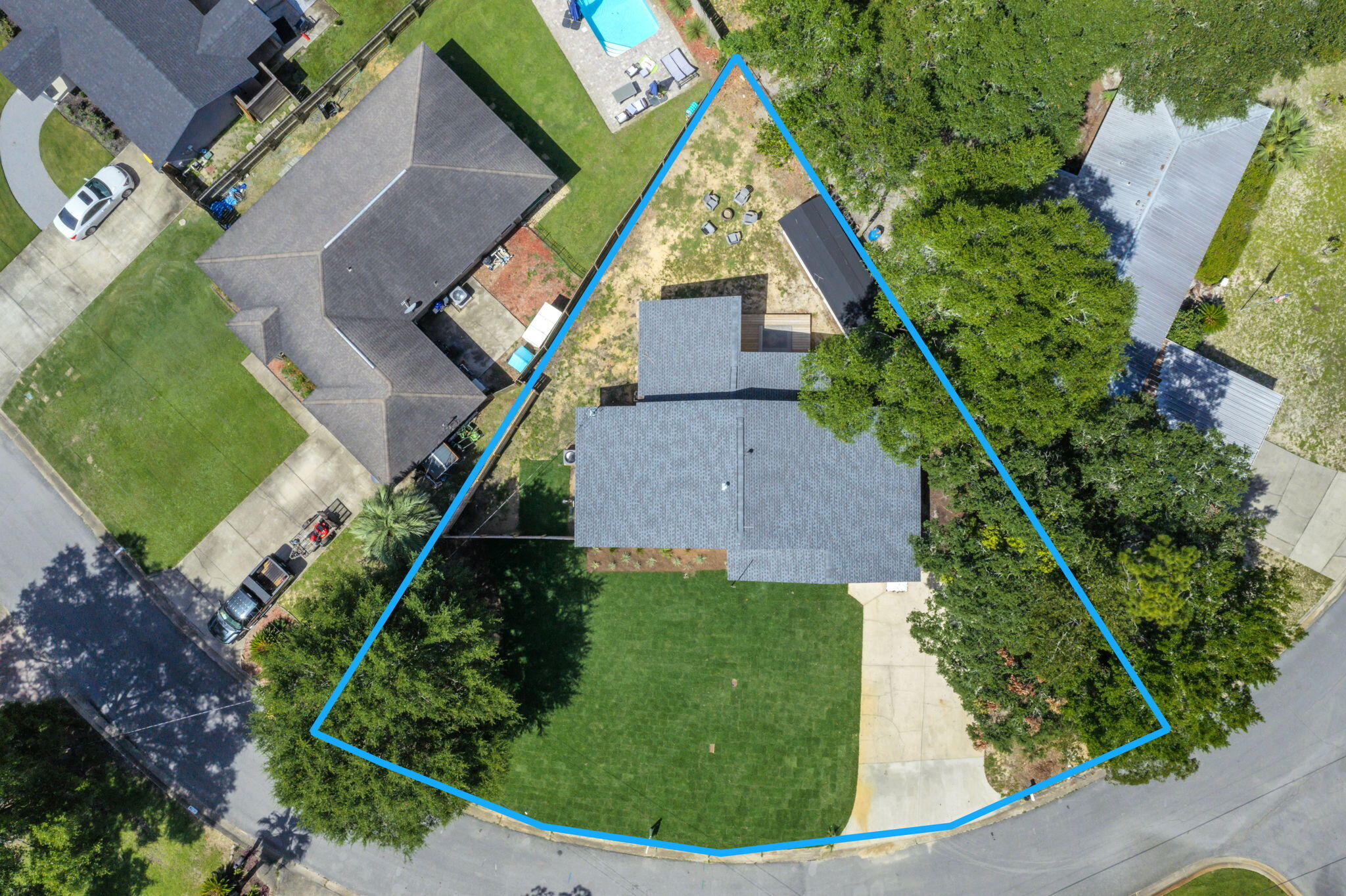 ELLIOTTS POINT 8TH ADDN - Residential