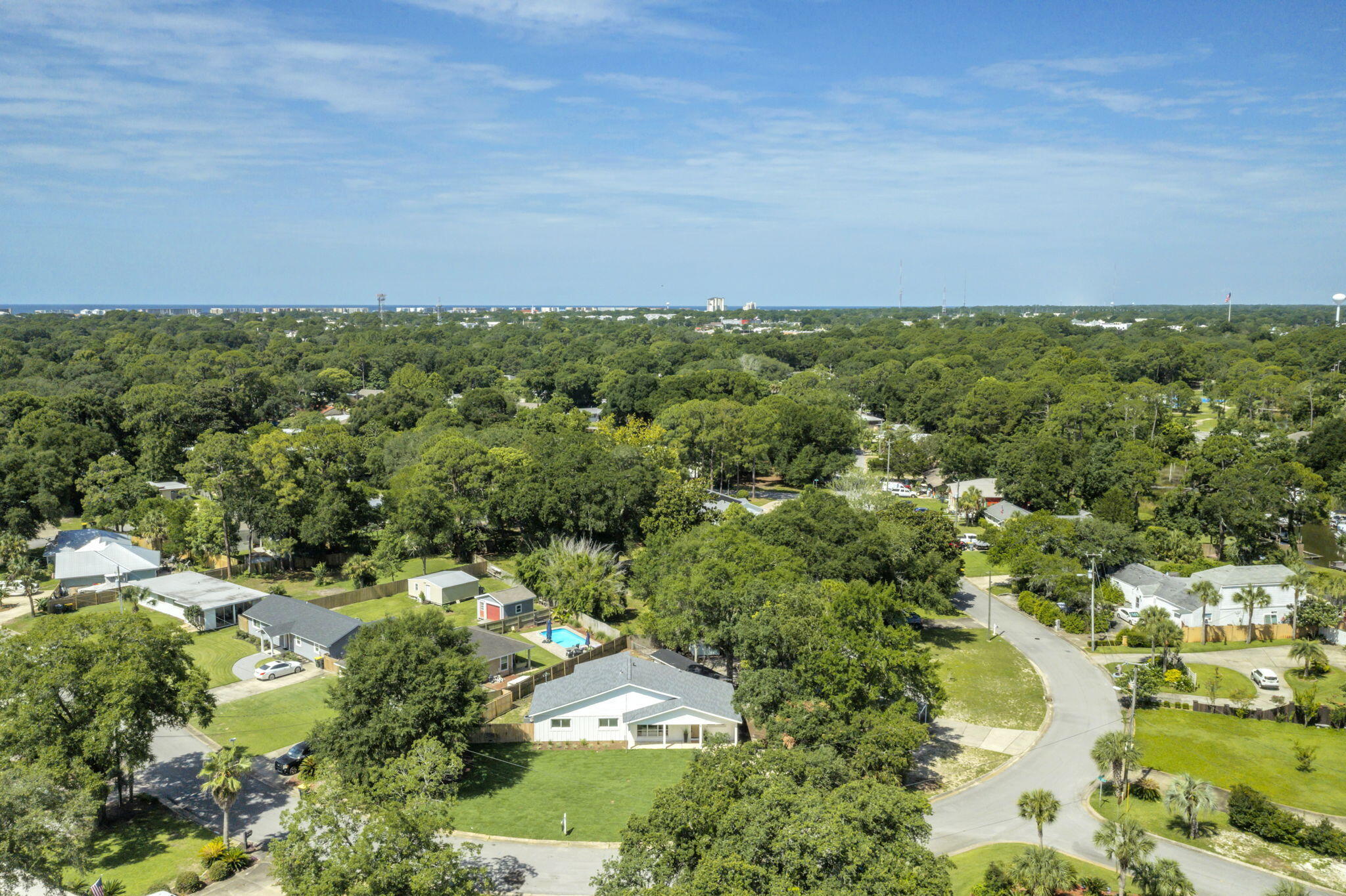 ELLIOTTS POINT 8TH ADDN - Residential