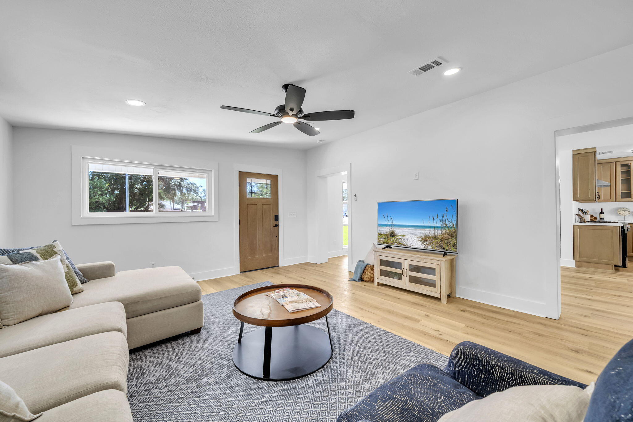 ELLIOTTS POINT 8TH ADDN - Residential