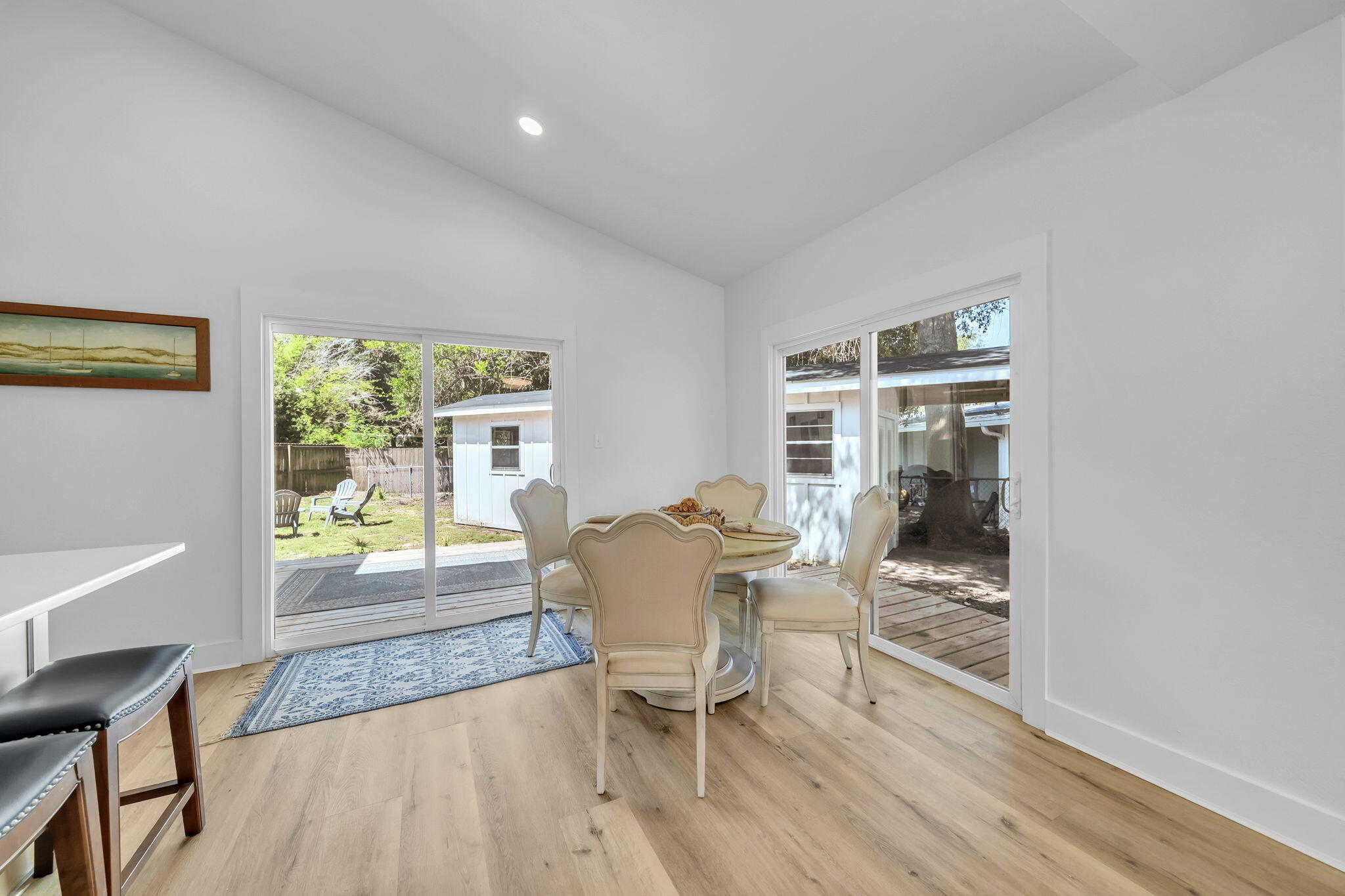 ELLIOTTS POINT 8TH ADDN - Residential