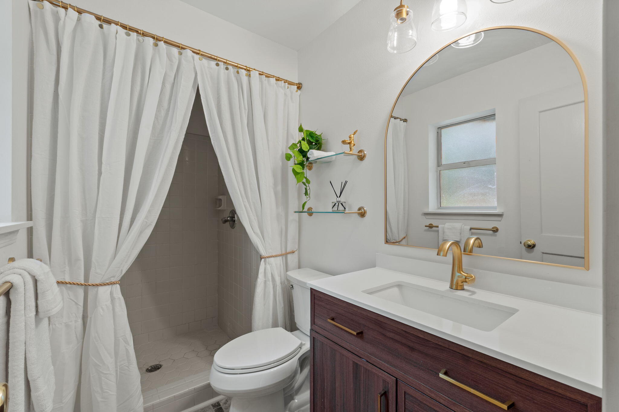 LIVE OAK SHORES - Residential