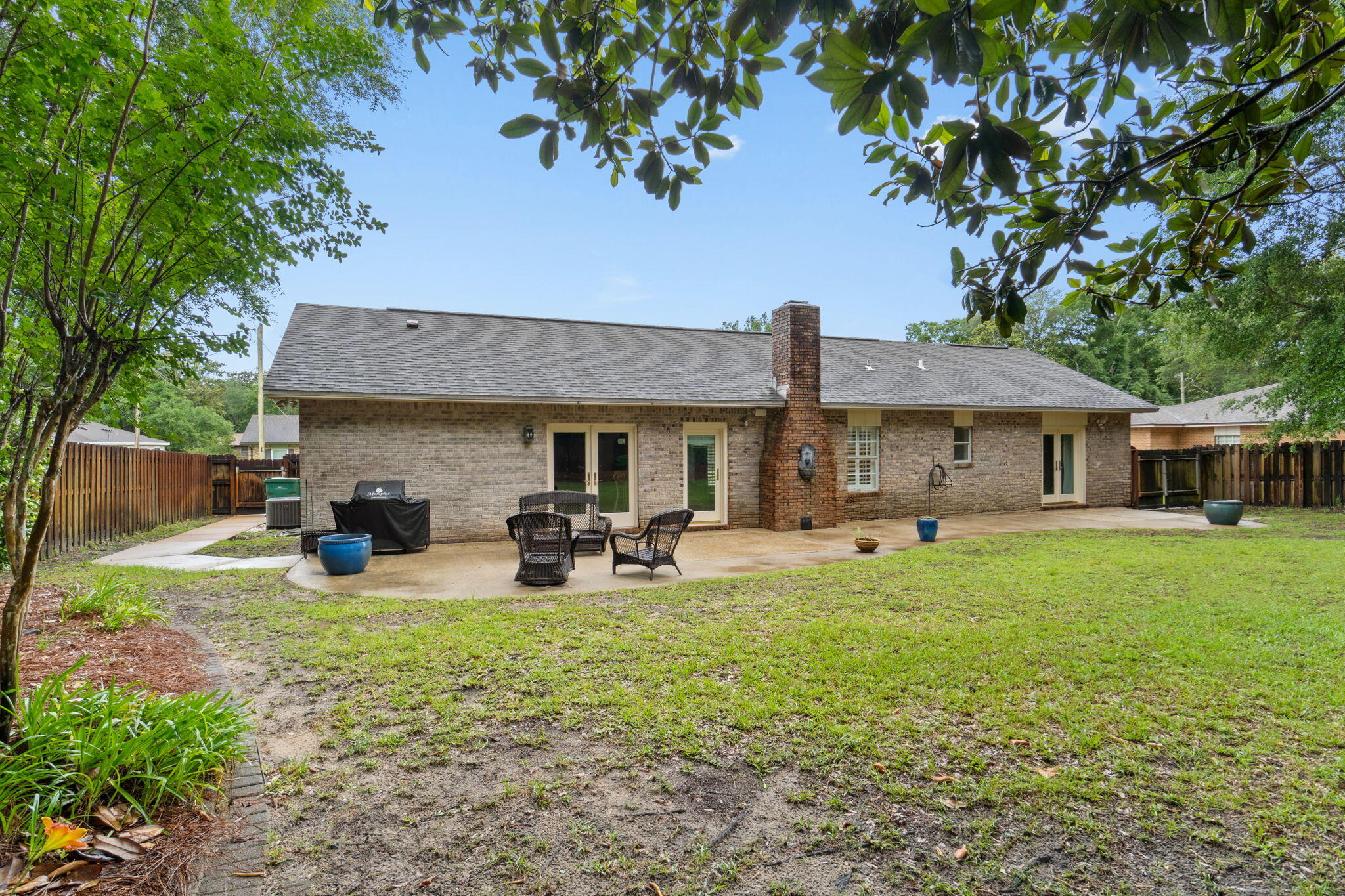 LIVE OAK SHORES - Residential