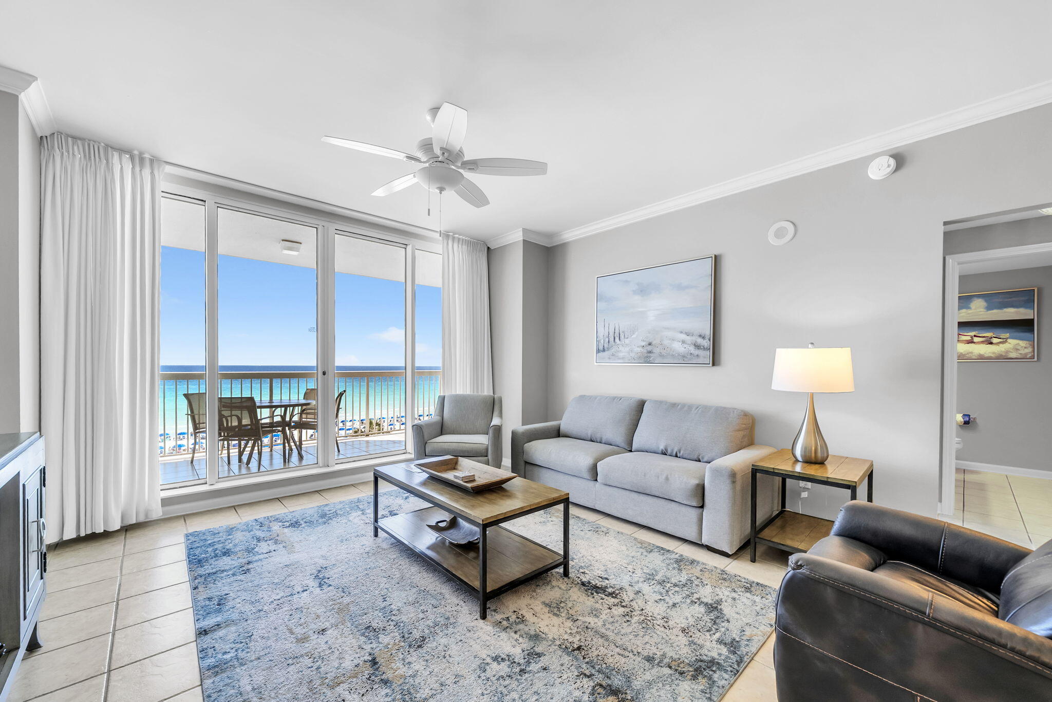 SILVER BEACH TOWERS - Residential