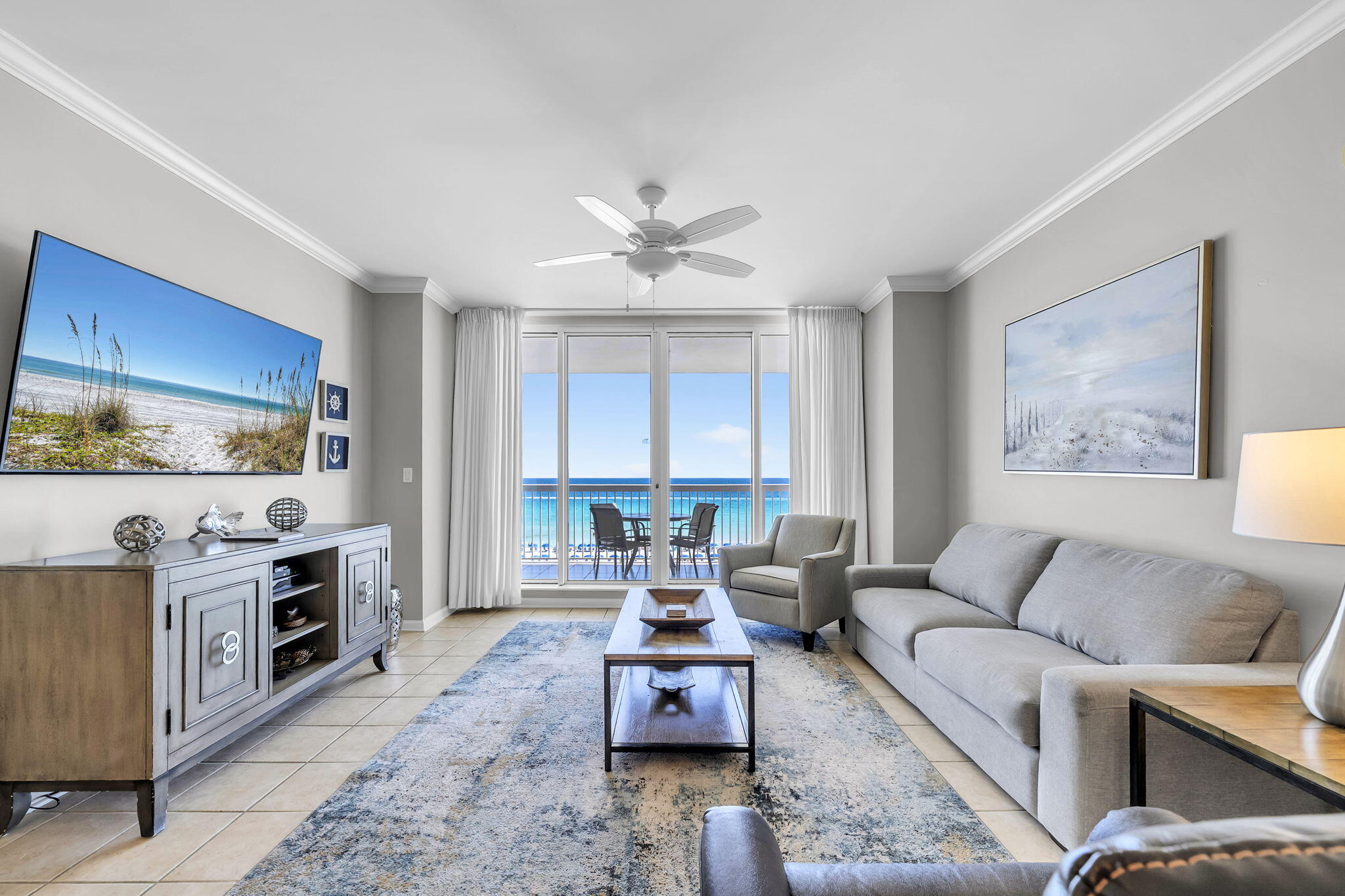 SILVER BEACH TOWERS - Residential
