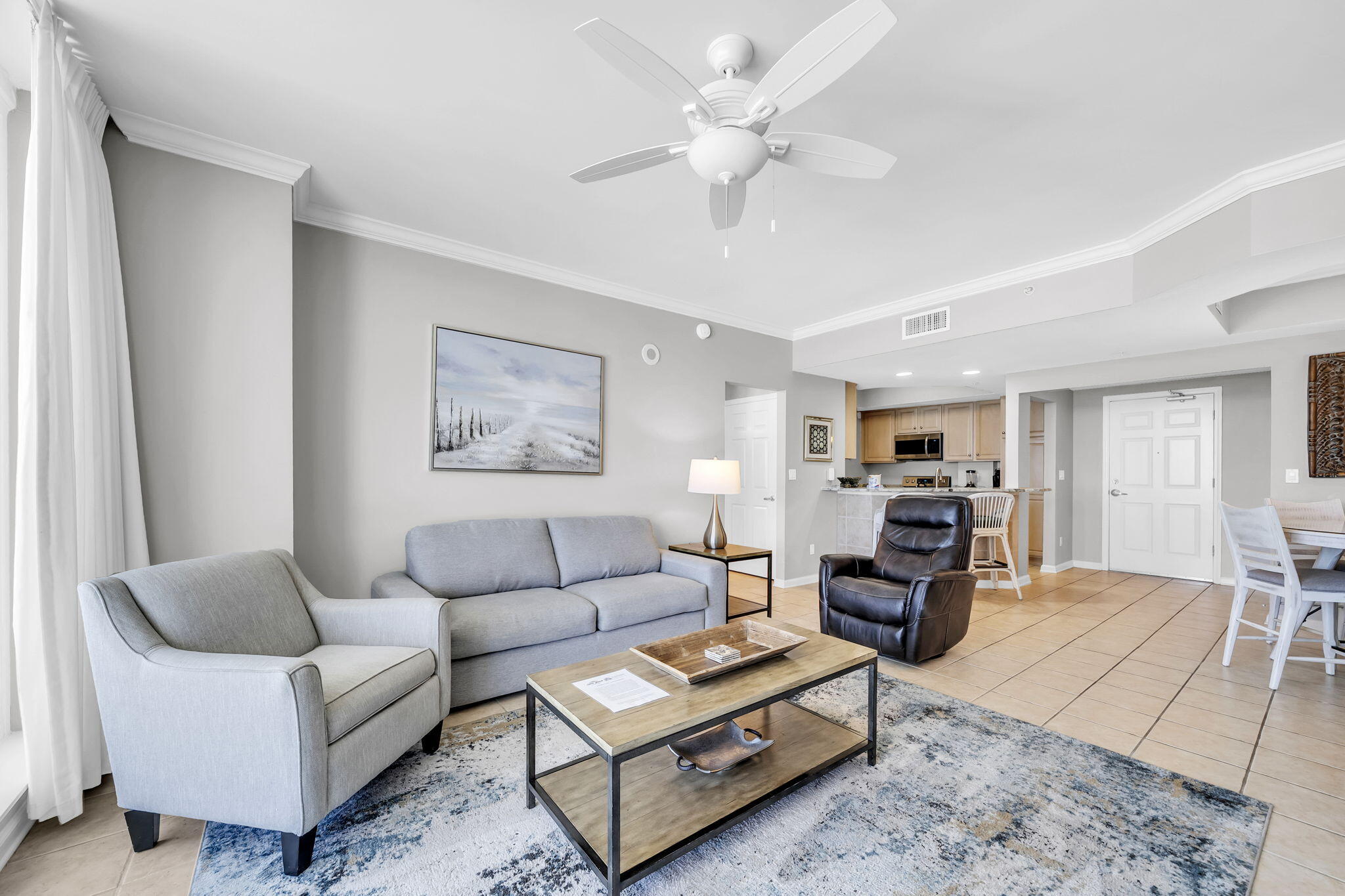 SILVER BEACH TOWERS - Residential