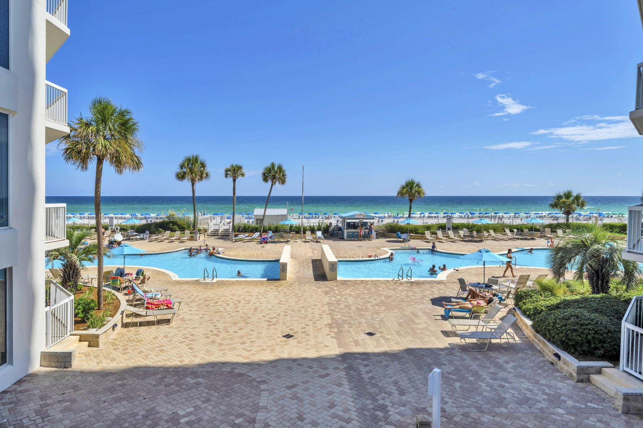 SILVER BEACH TOWERS - Residential