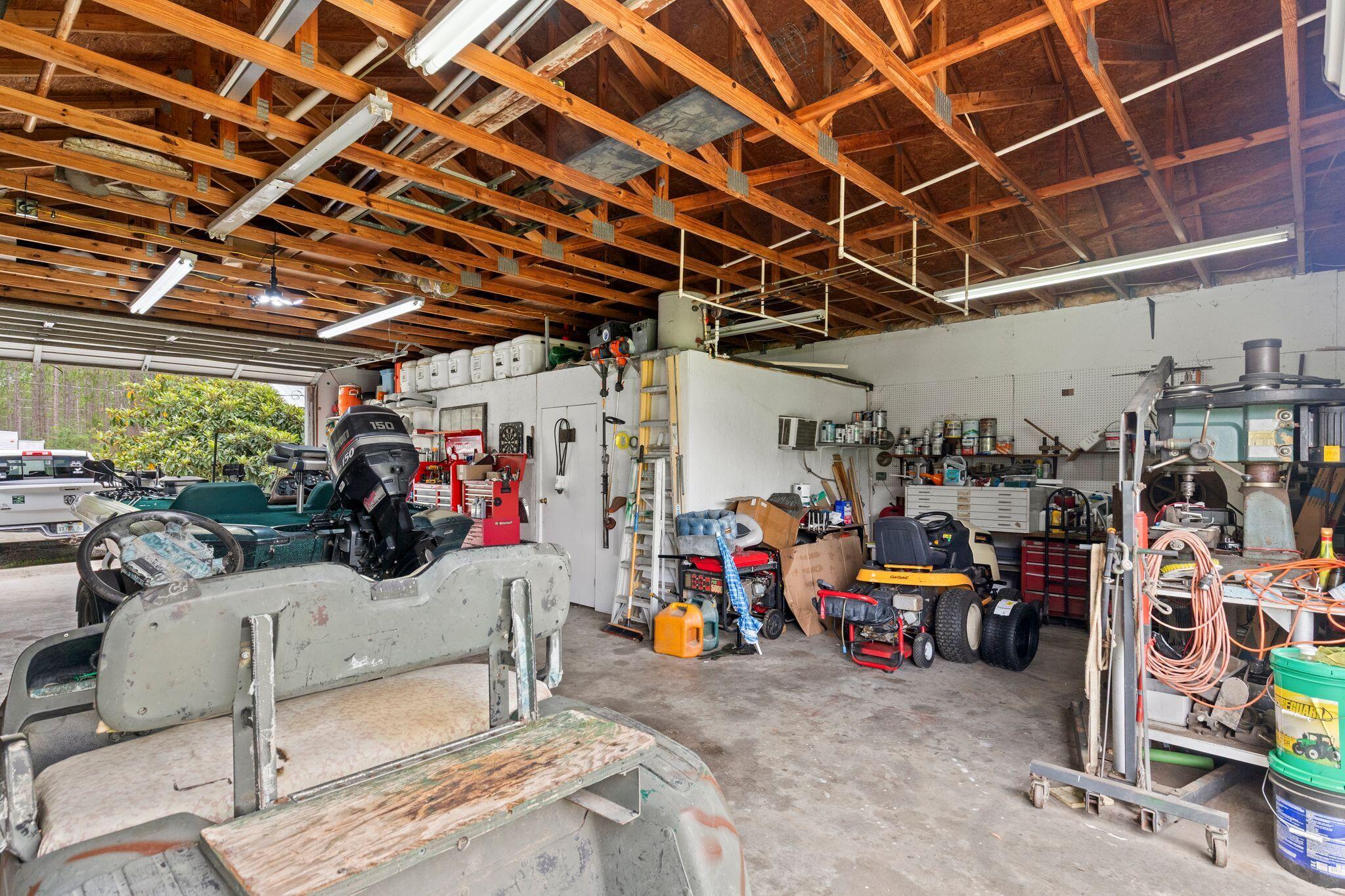 STEEL FIELD RD - Residential