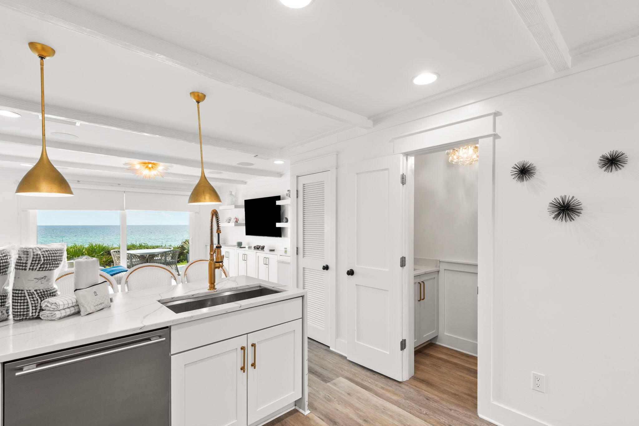 BOOTH BAY T/H - Residential