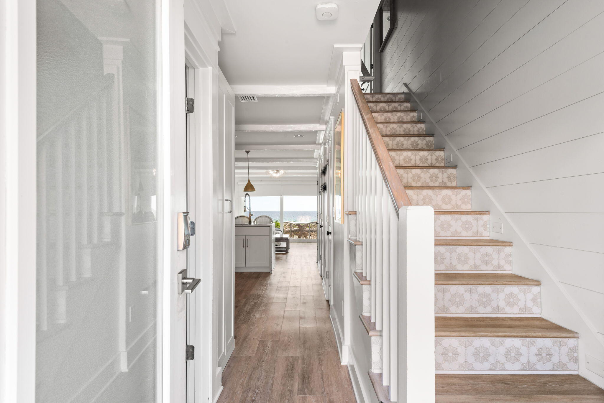 BOOTH BAY T/H - Residential