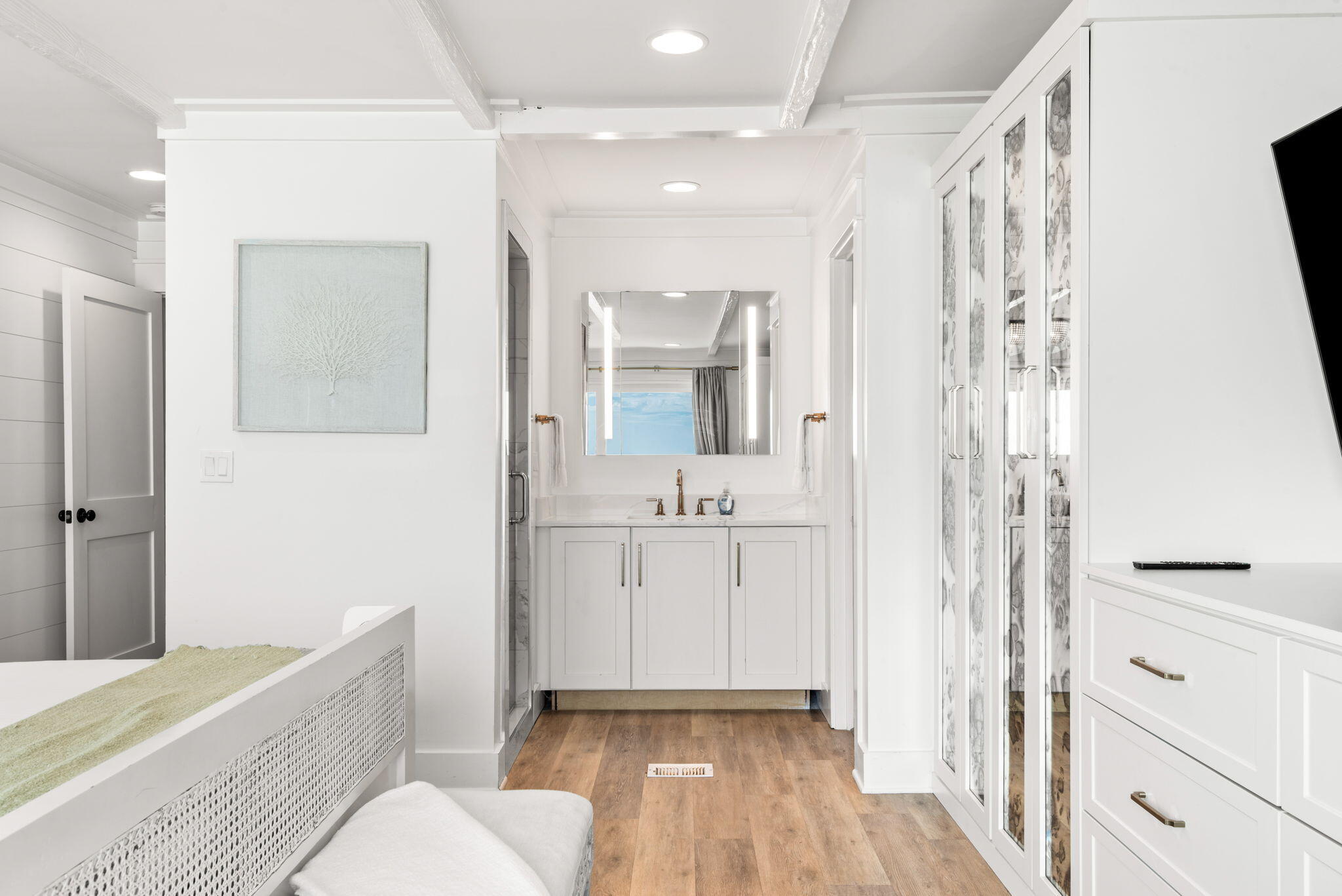 BOOTH BAY T/H - Residential