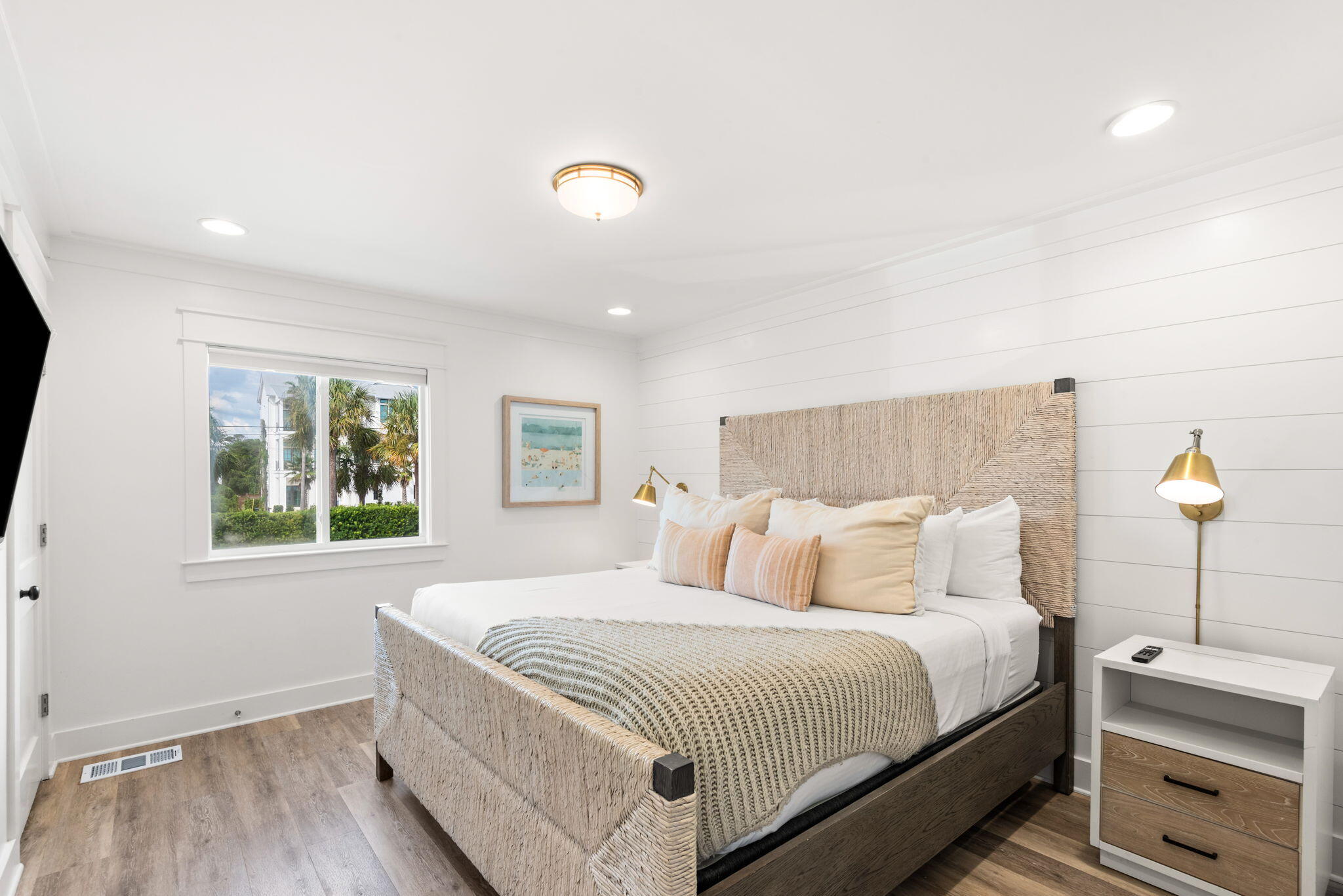 BOOTH BAY T/H - Residential