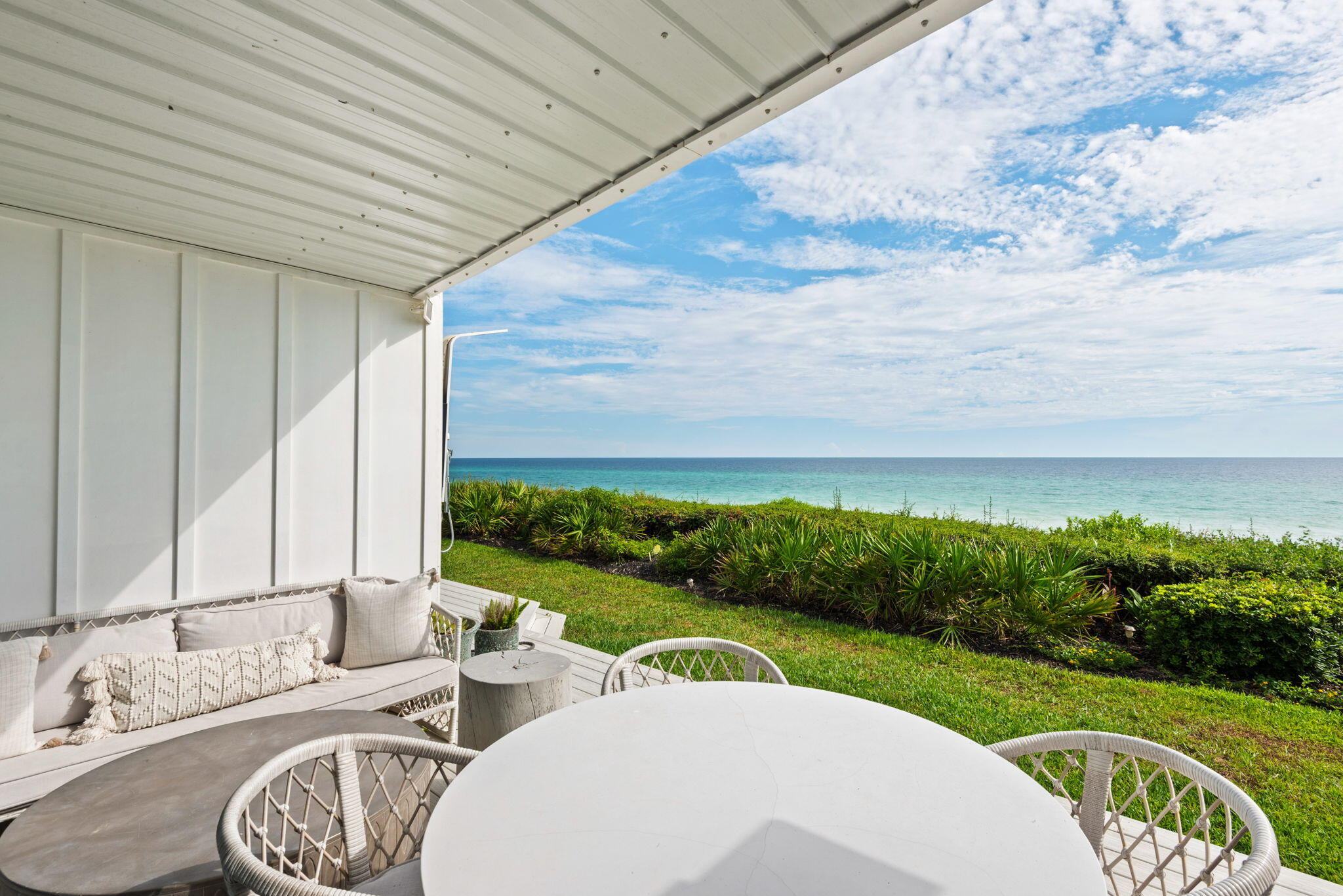 BOOTH BAY T/H - Residential