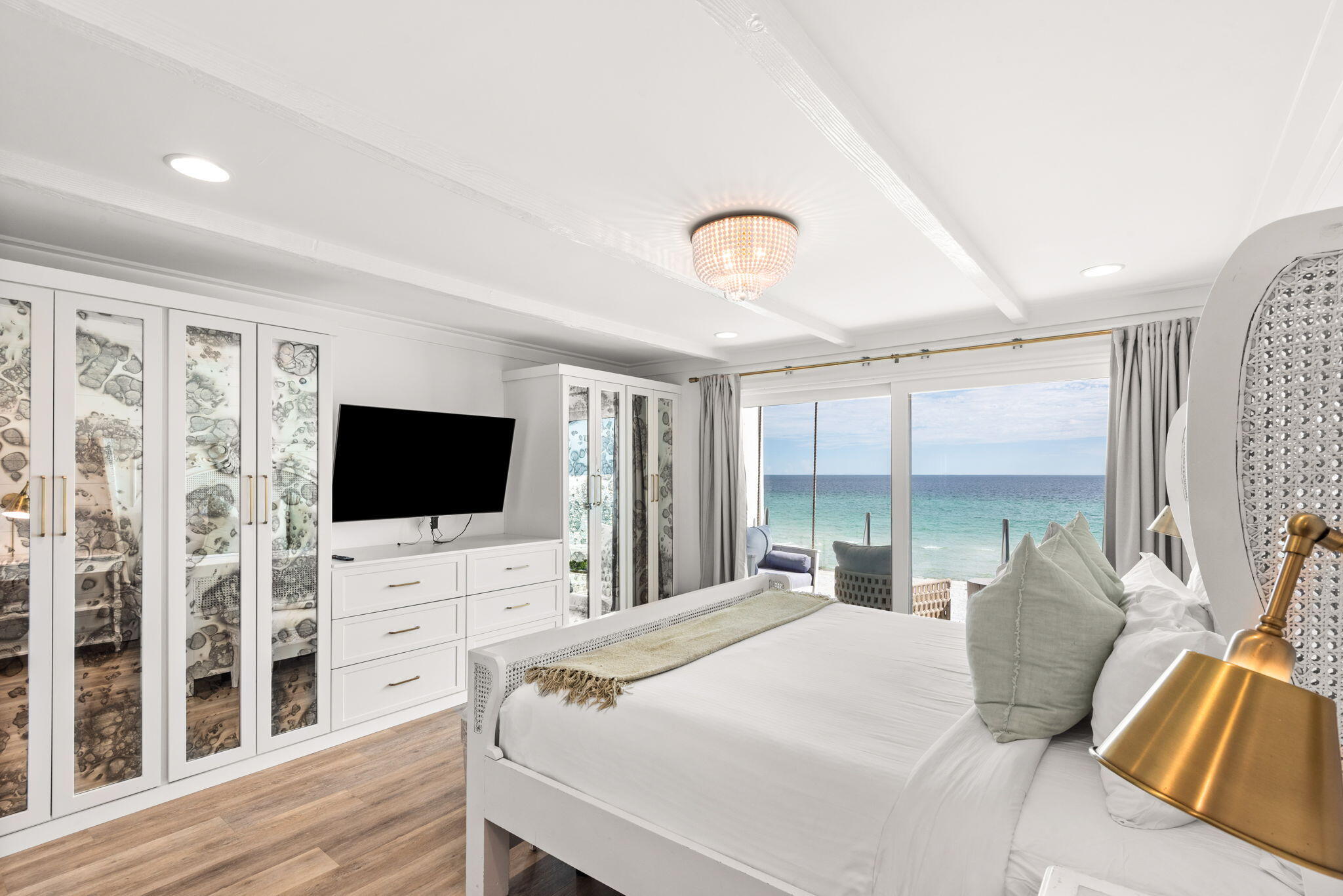 BOOTH BAY T/H - Residential